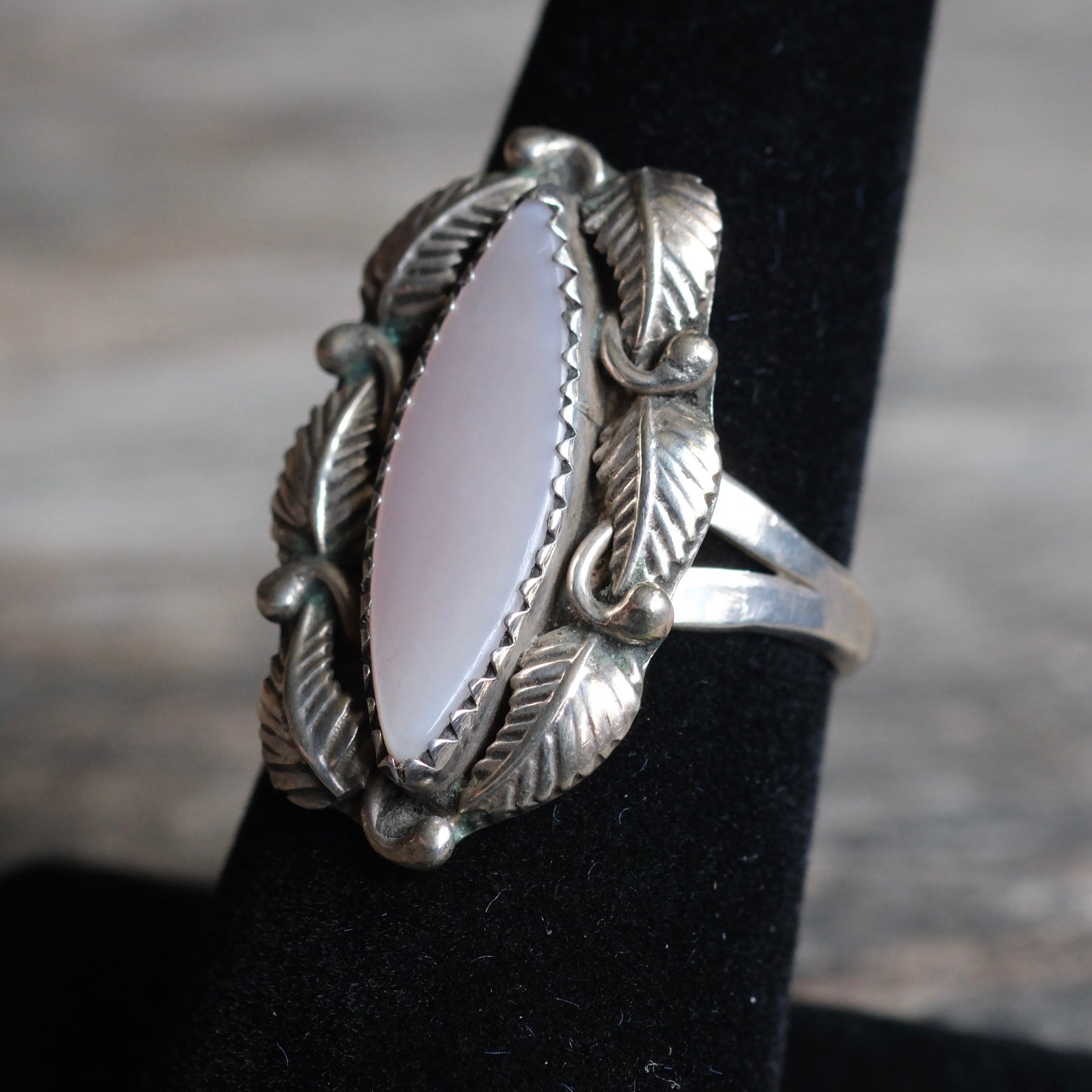Vintage Sterling Mother Of Pearl Feather Ring 7