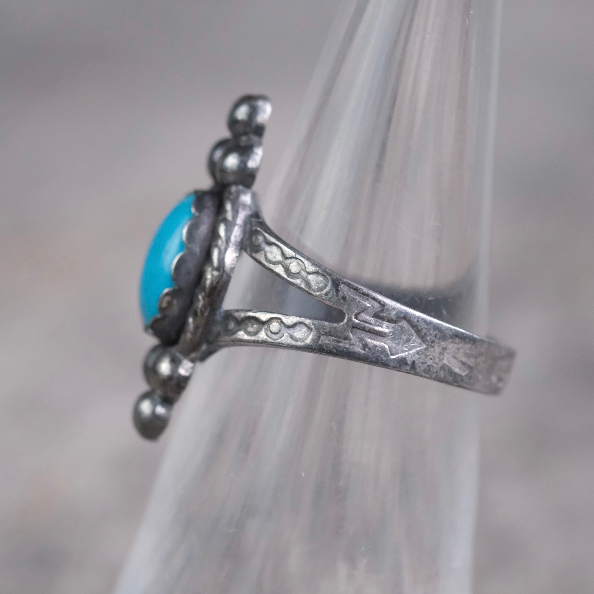 Vintage Sterling Turquoise Stamped Band Ring 5