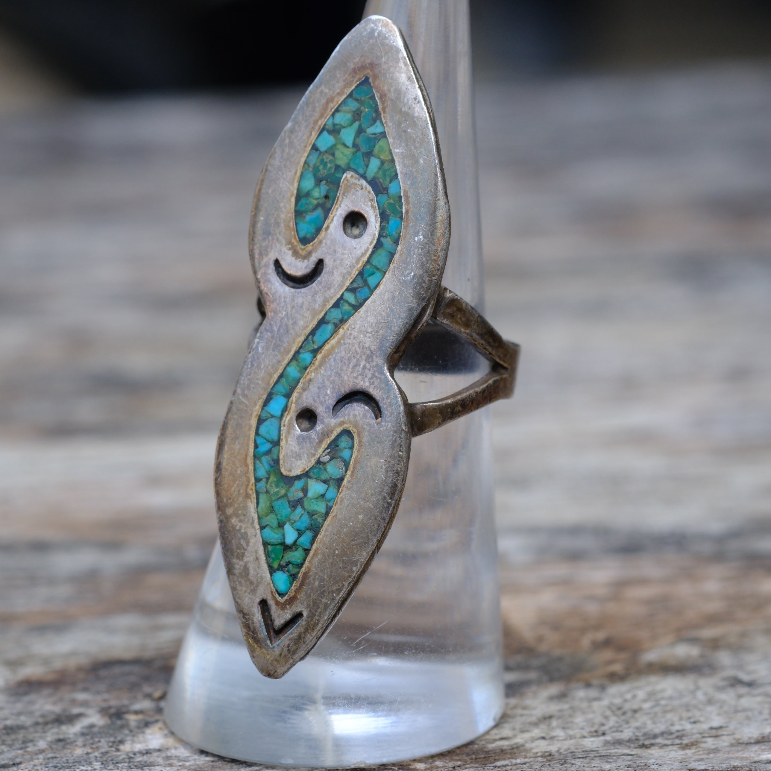 Vintage Sterling Crushed Turquoise Inlay Ring 6.5