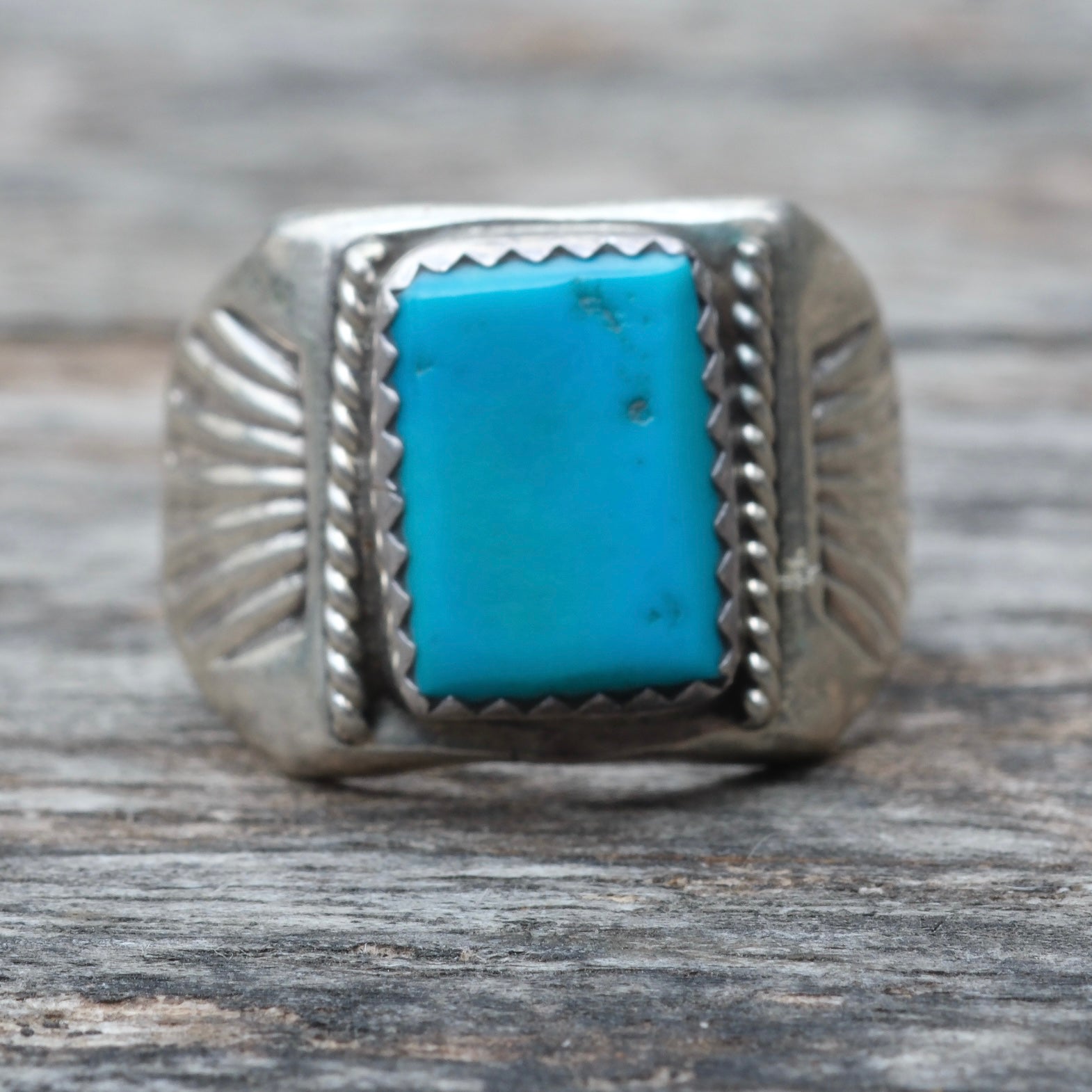Vintage Sterling Turquoise Stamped Band Ring 7.75