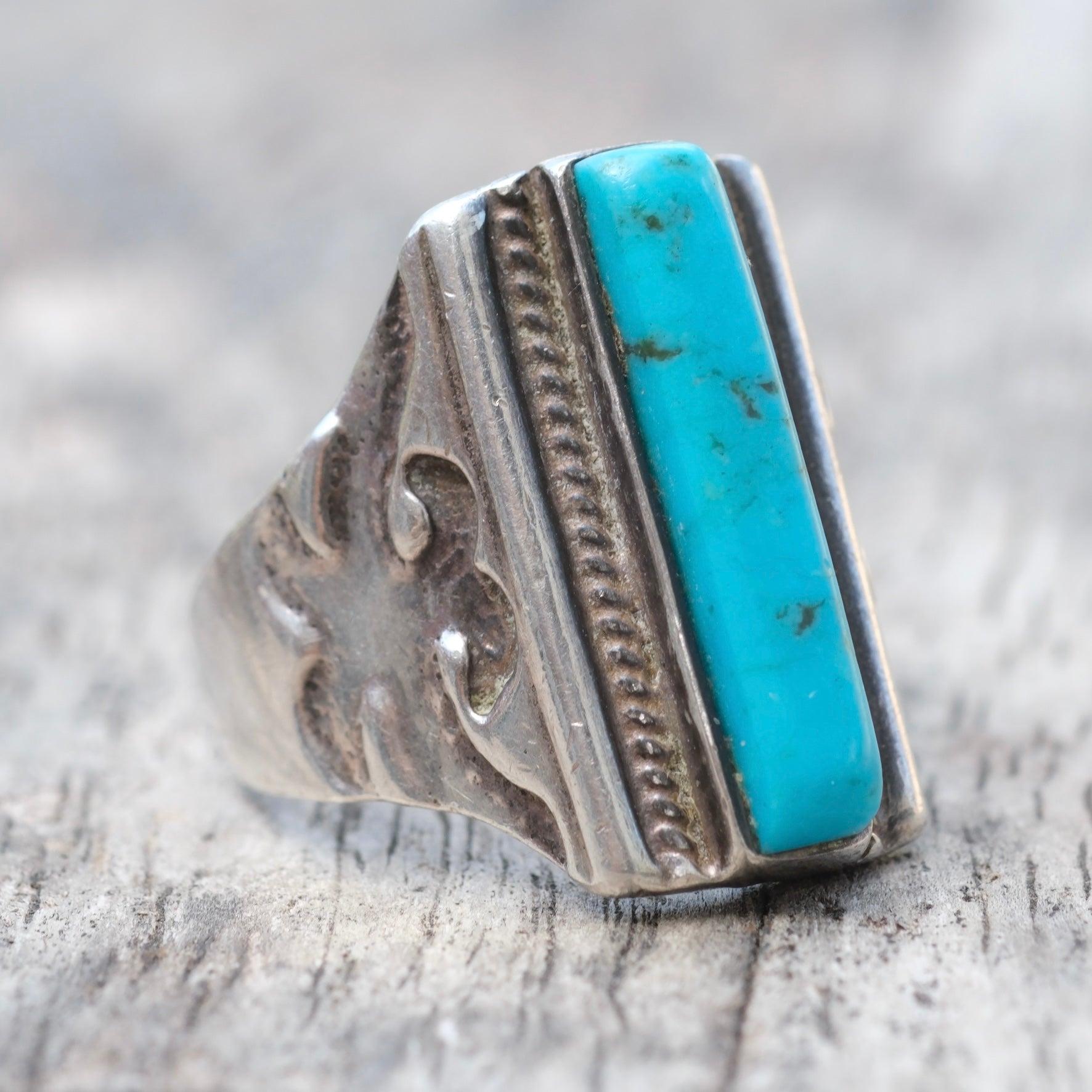 Vintage Sterling Turquoise Tribal Ring 10