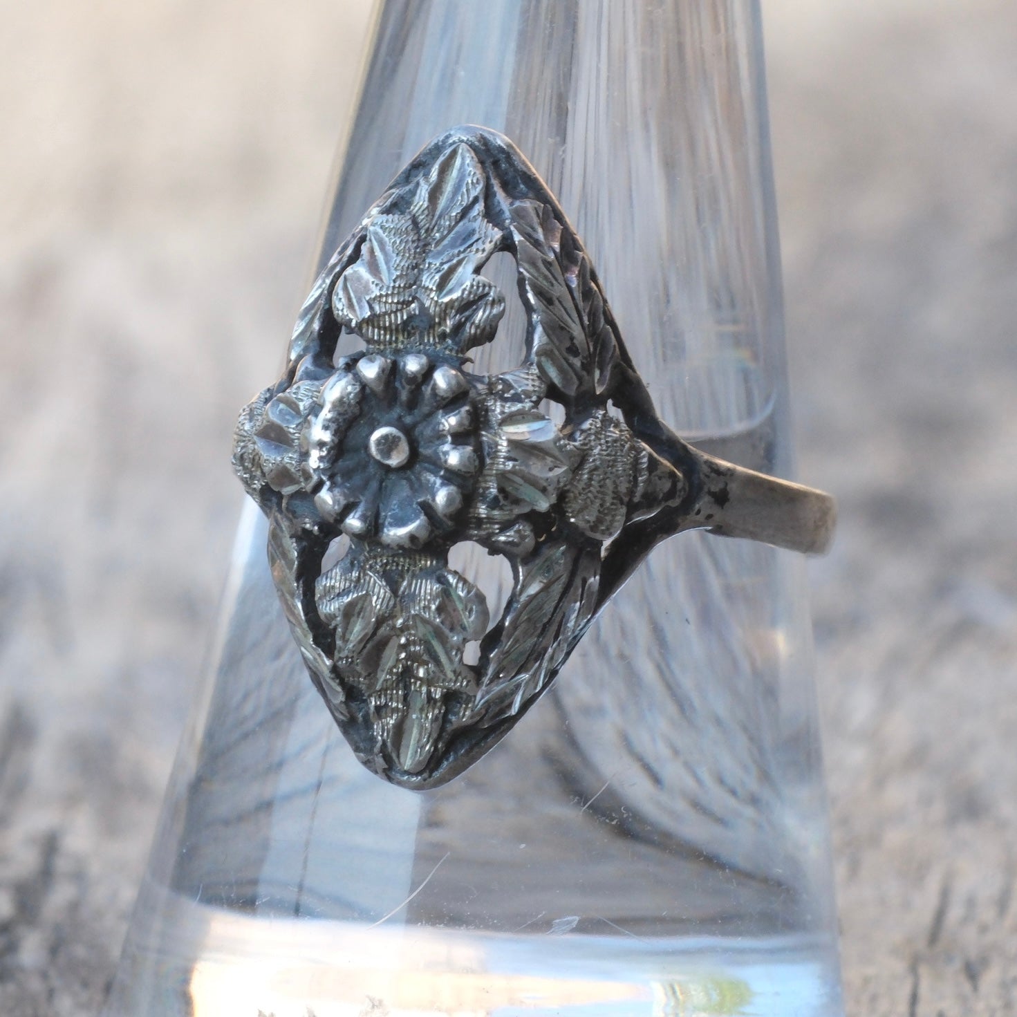 Vintage Sterling Silver Leaf Ring 9