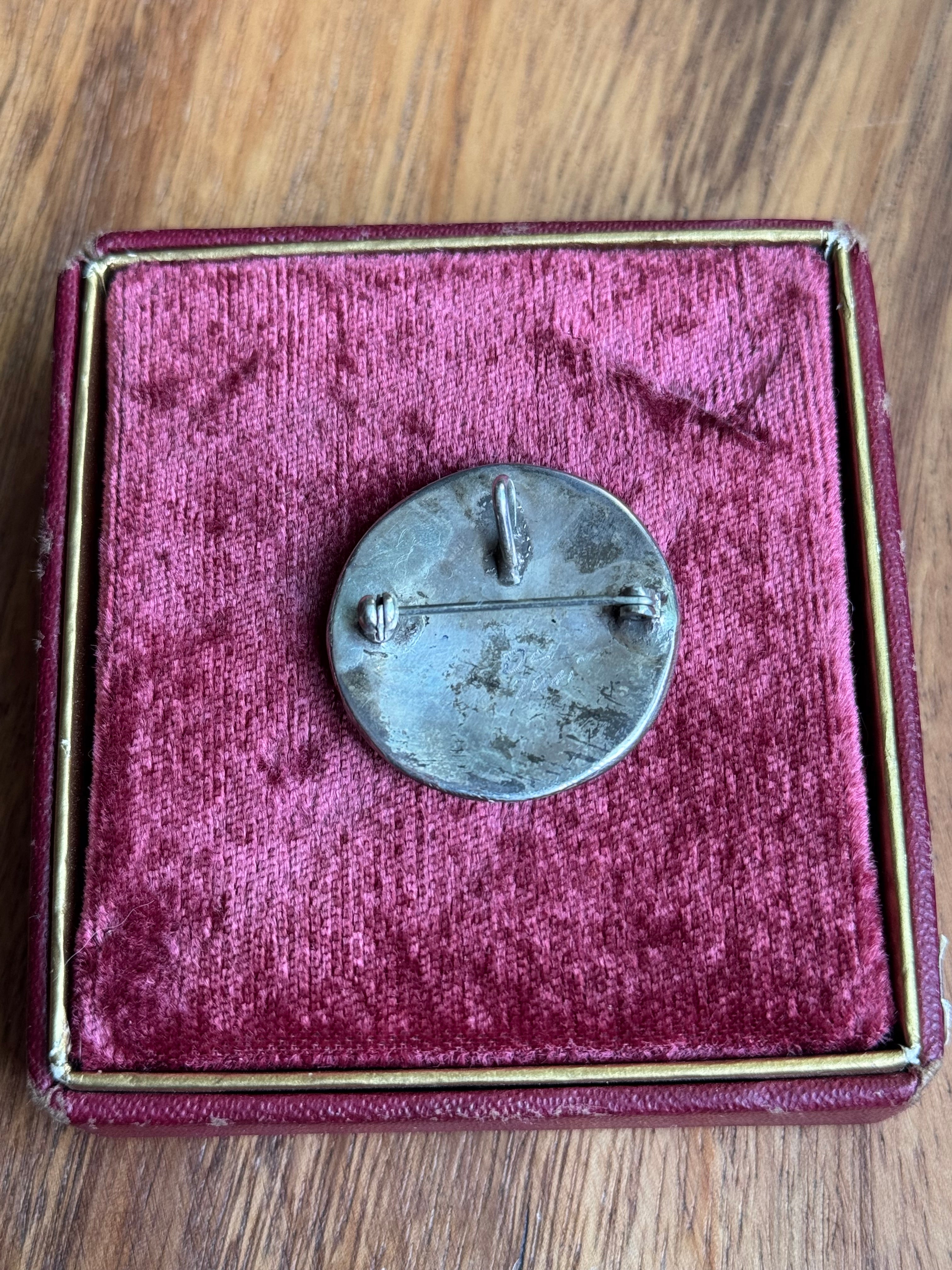 Vintage Sterling Silver Zuni Onyx & Mother of Pearl Starburst Pin/Pendant by Danny Clark