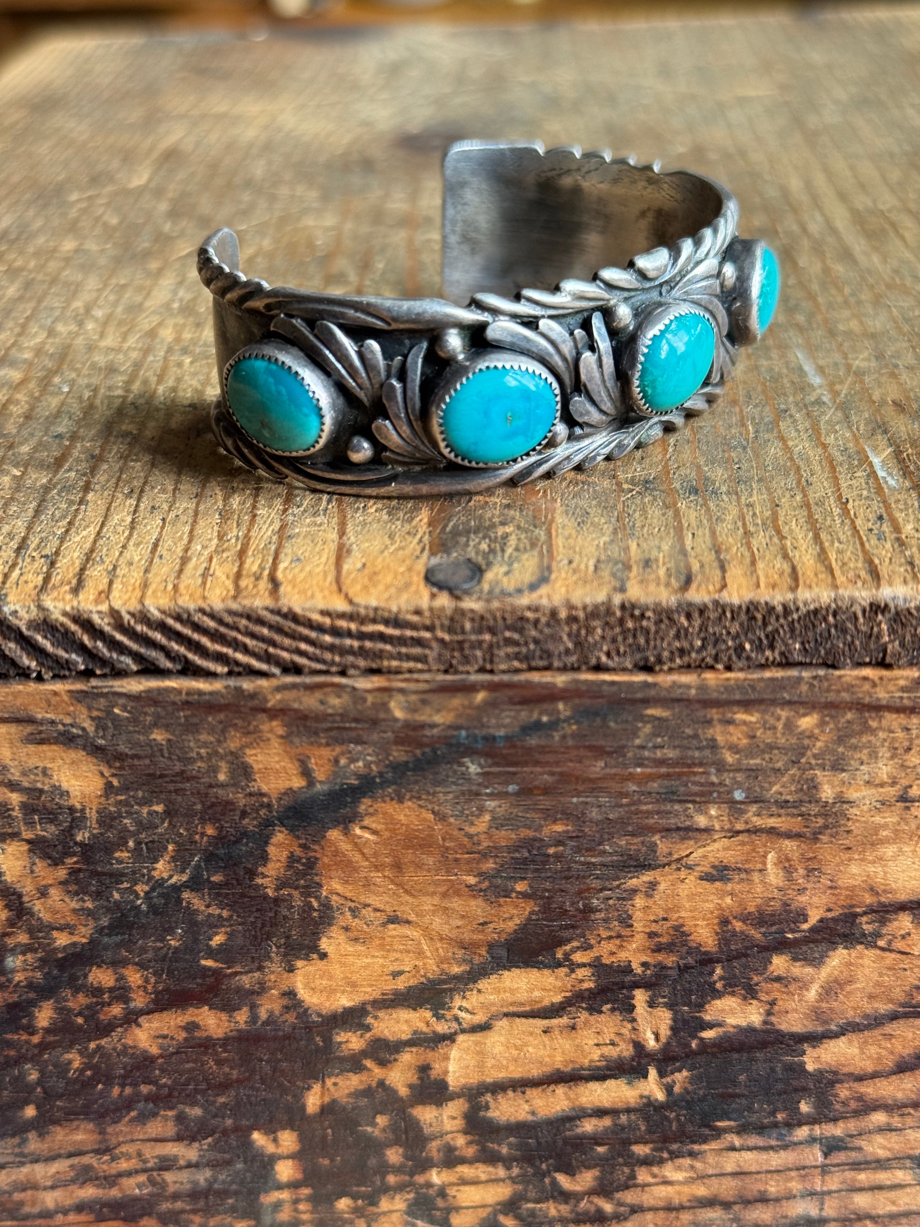 Vintage Sterling Turquoise Fan Cuff
