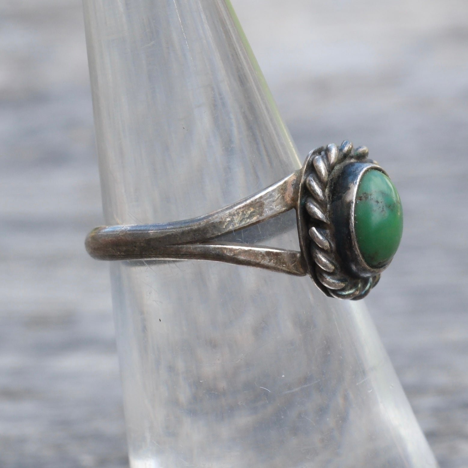 Vintage Sterling Turquoise Roper Ring 5.75