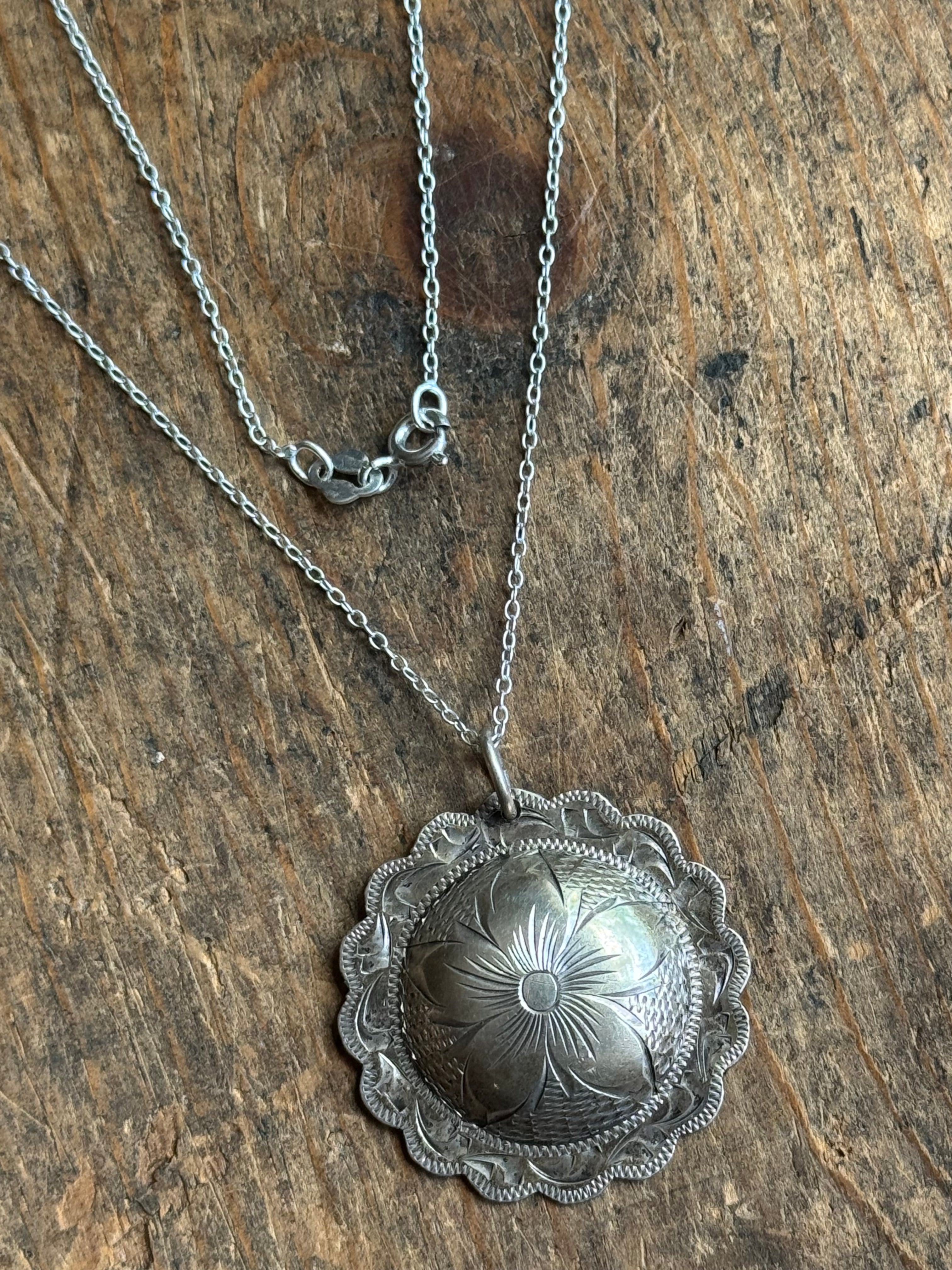 Vintage Sterling Silver Flower Etched Concho Necklace