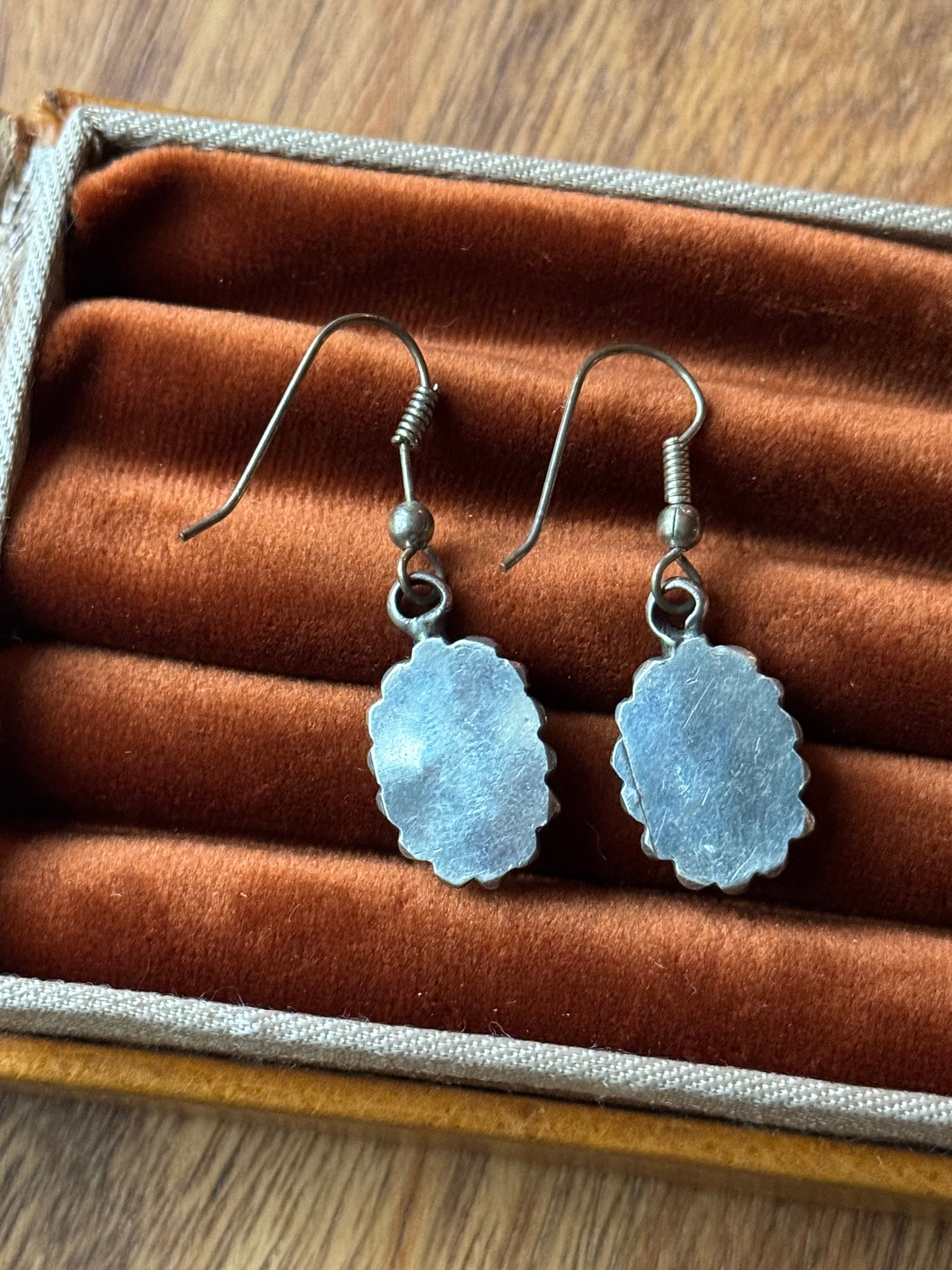 Vintage Sterling Silver Mother of Pearl Filigree Earrings