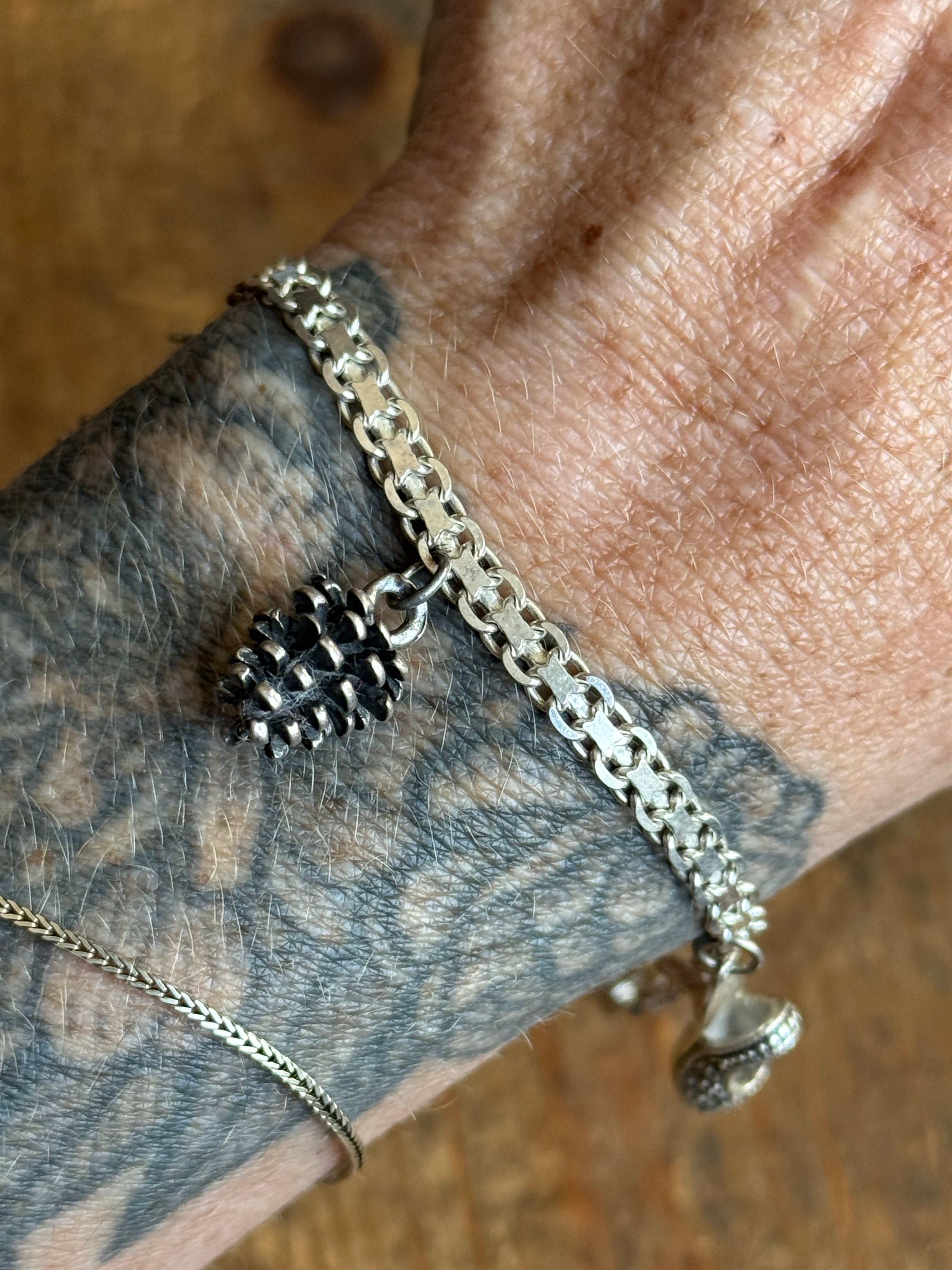 Vintage Sterling Silver 8” Bismarck Chain Charm Bracelet