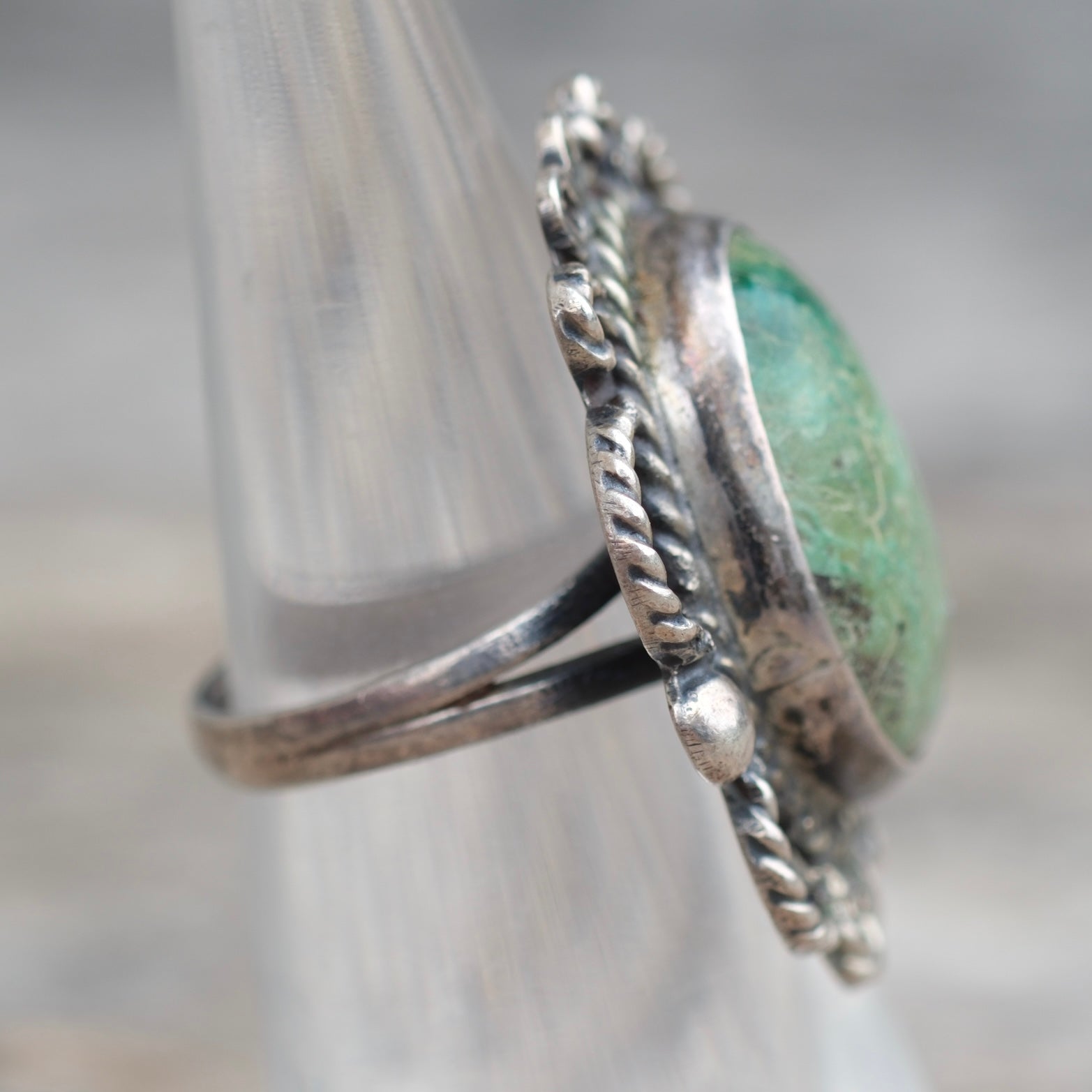 Vintage Sterling Turquoise Roper Ring 4.25