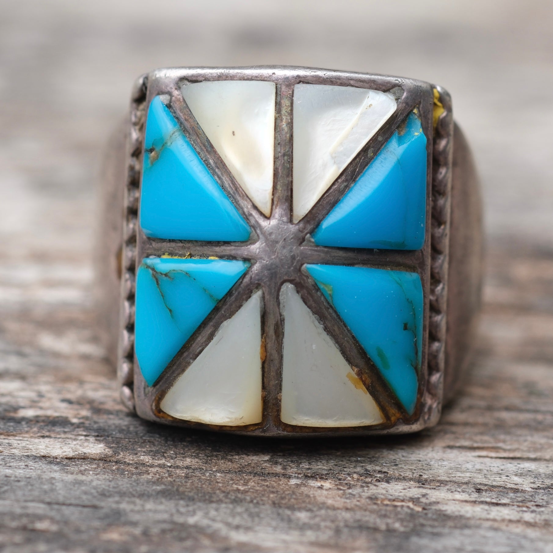 Vintage Sterling Turquoise and Mother Of Pearl Inlay Ring 9