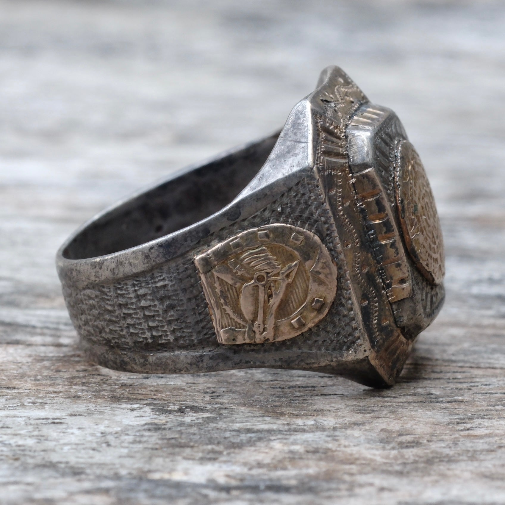 Vintage Sterling Silver Aztec Mexican Biker Ring 11