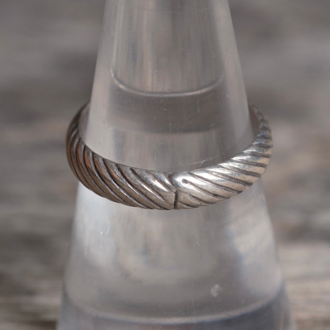 Vintage Sterling Silver Band Ring 7.75