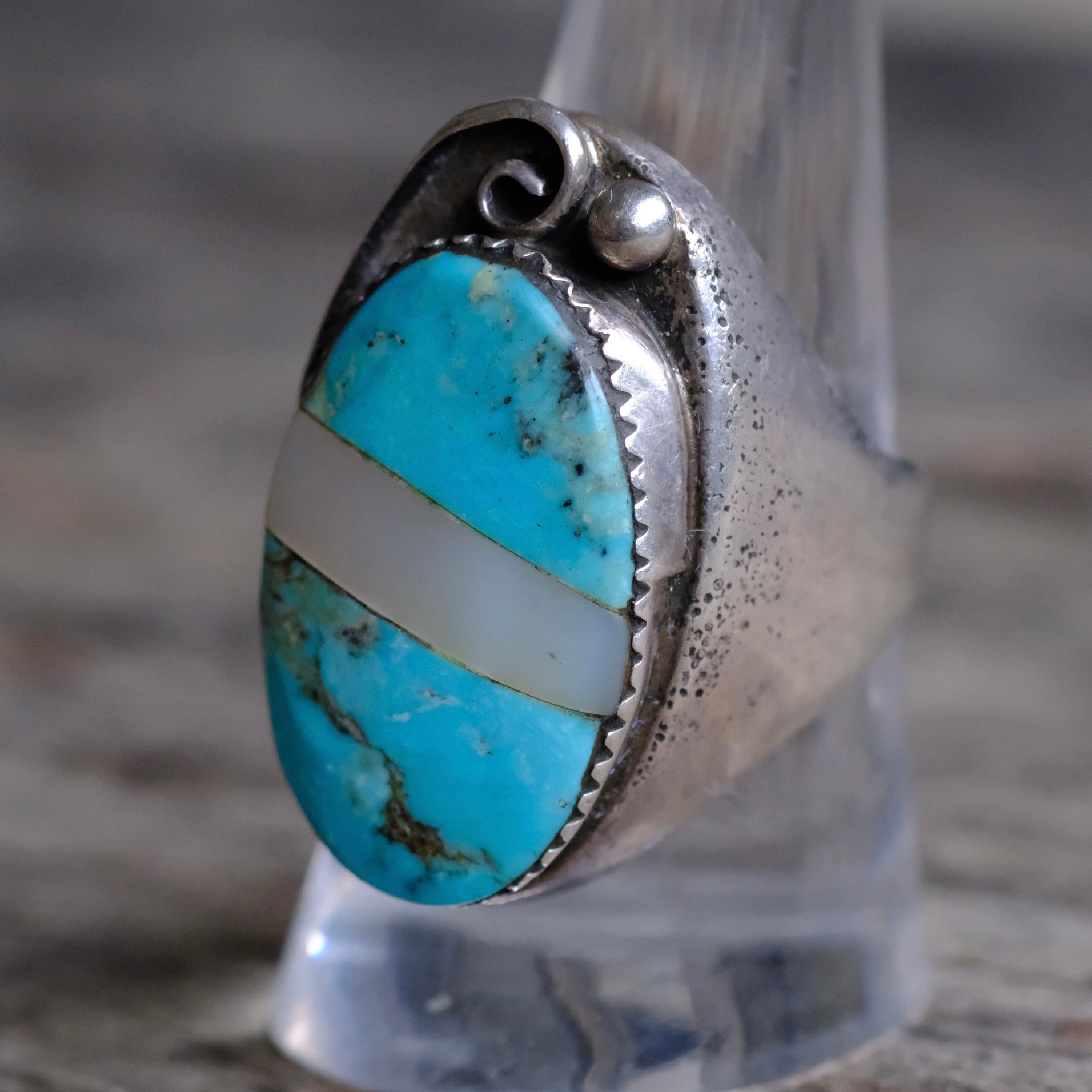 Vintage Sterling Turquoise and Mother Of Pearl Inlay Ring 9.5