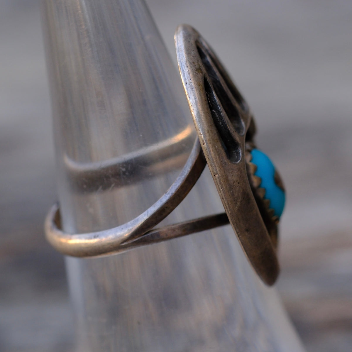Vintage Sterling Turquoise Bear Paw Ring 5.75