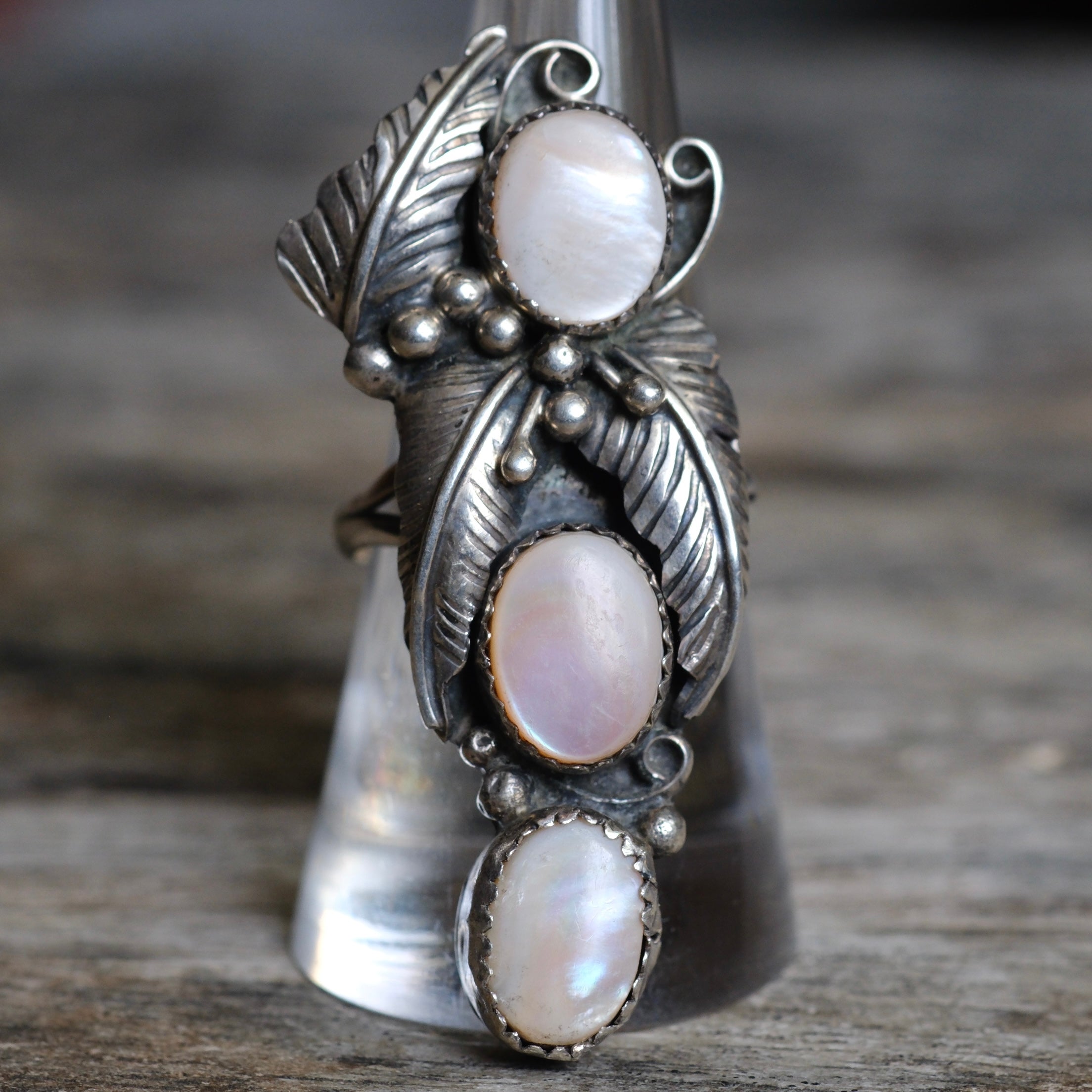 Huge Vintage Sterling 3- Stone Mother Of Pearl Feather Ring 9