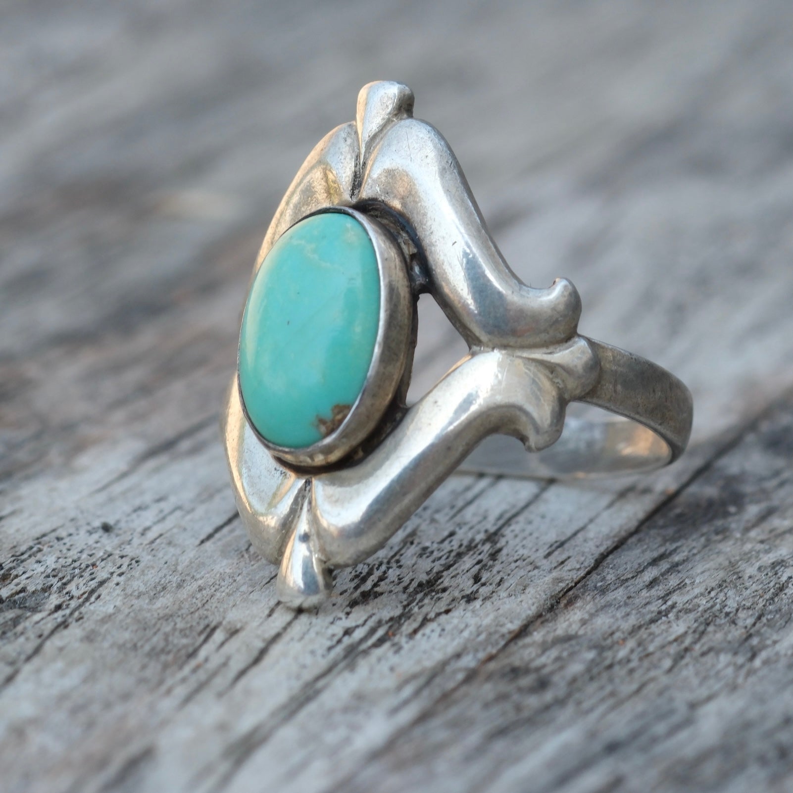 Vintage Sterling Turquoise Sandcast Ring 5.75