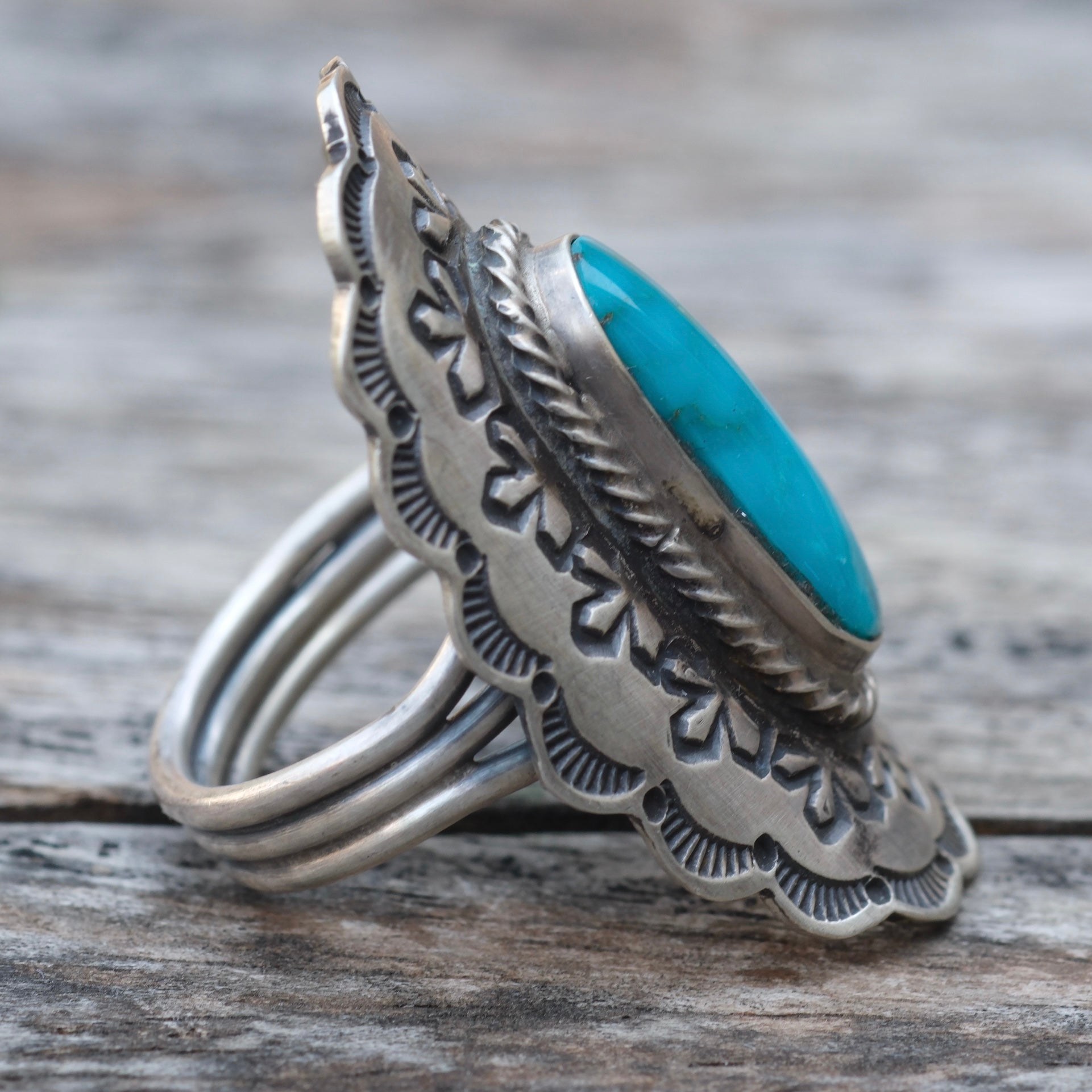 Vintage Sterling Running Bear Turquoise Stamped Ring 8