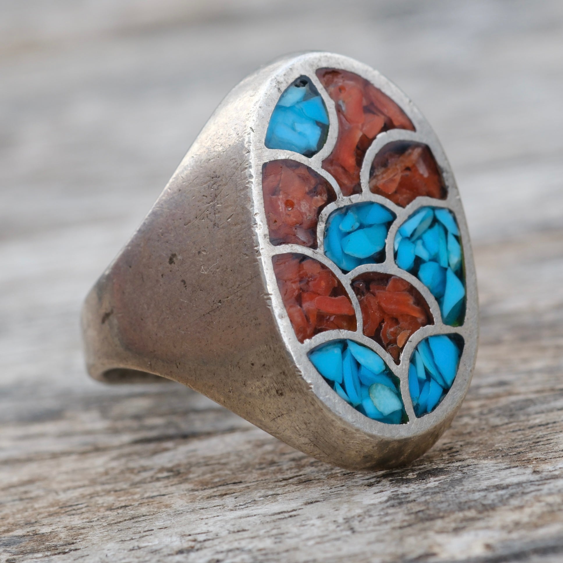 Vintage Sterling Crushed Turquoise and Coral Inlay Ring 11.5