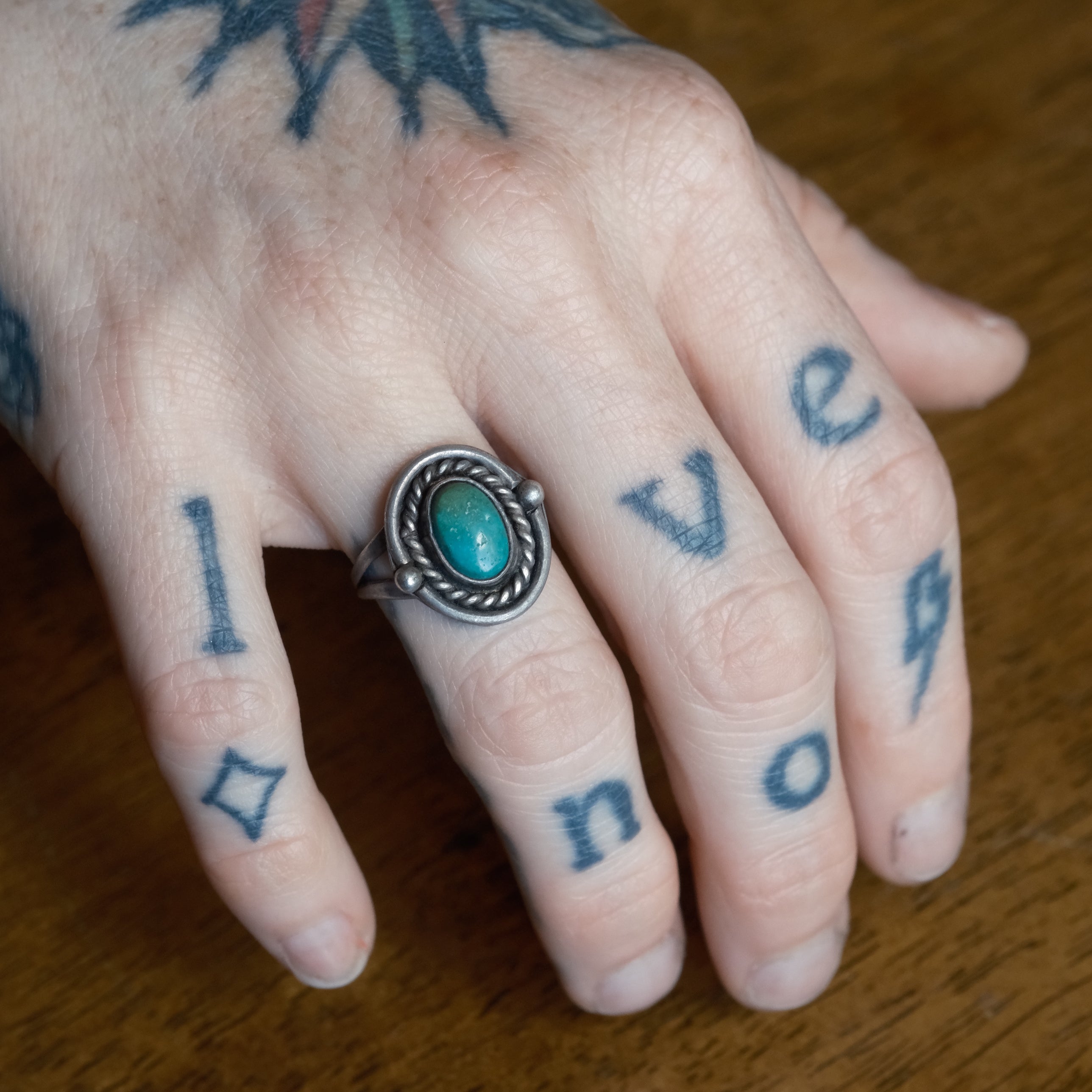 Vintage Sterling Turquoise Roper Ring 7