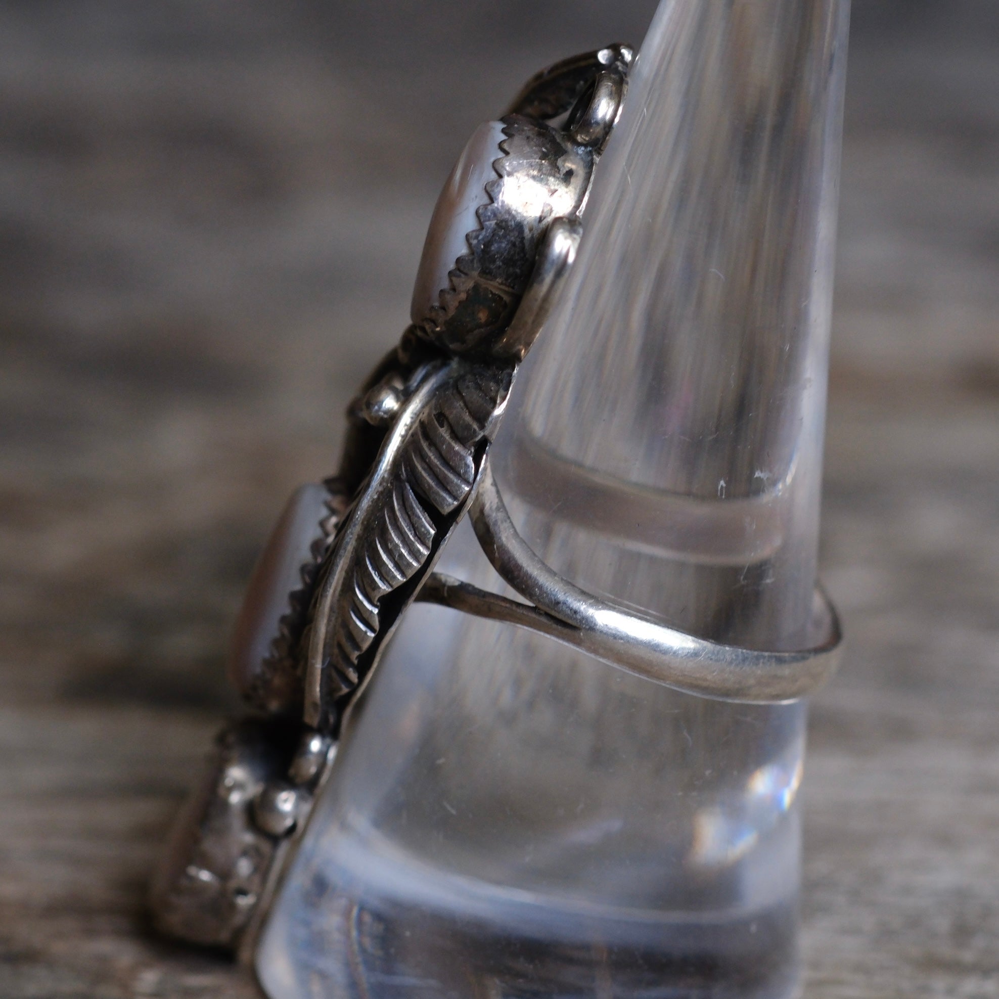Huge Vintage Sterling 3- Stone Mother Of Pearl Feather Ring 9