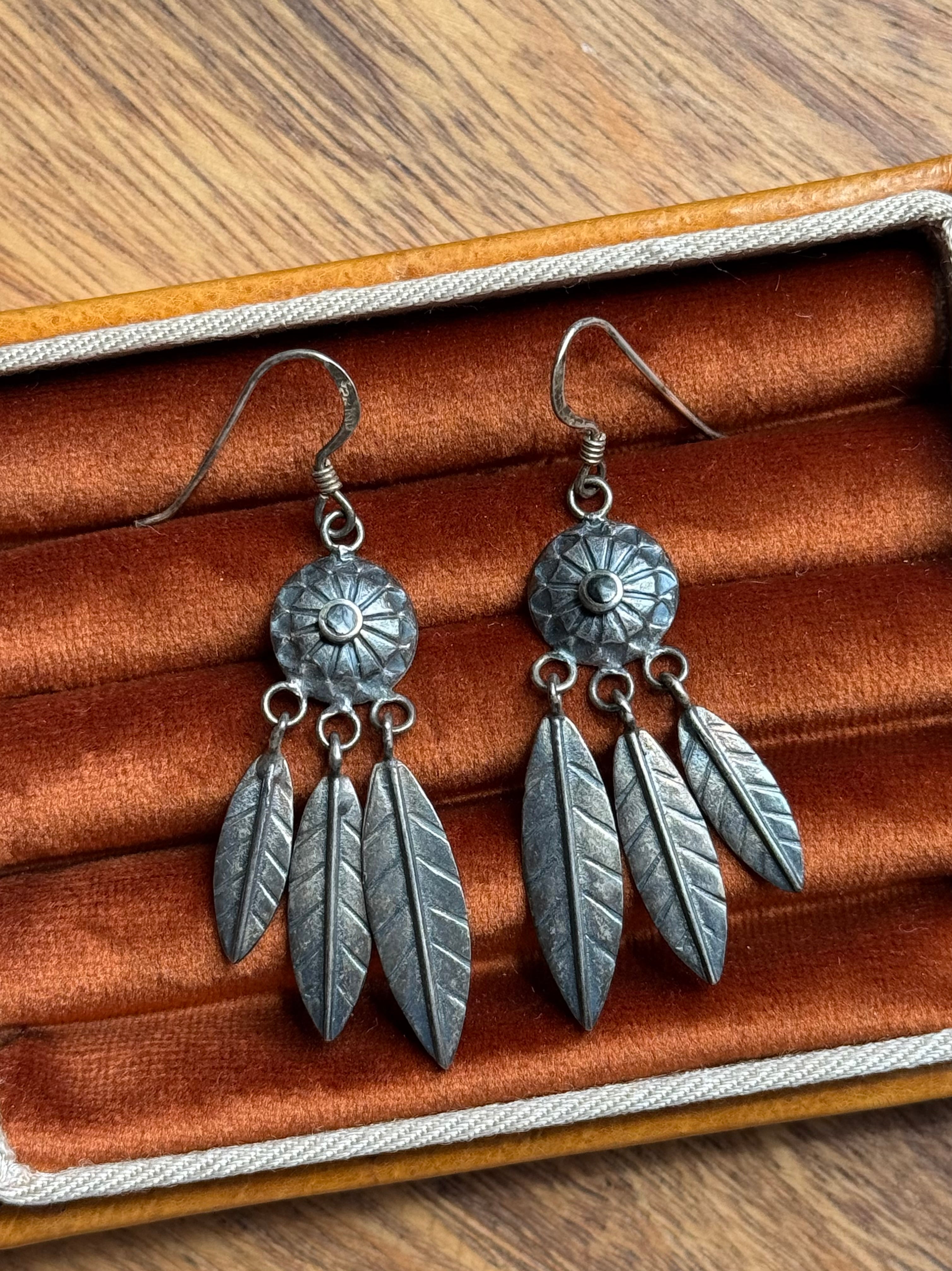 Vintage Sterling Silver Onyx Multi-Feather Concho Earrings