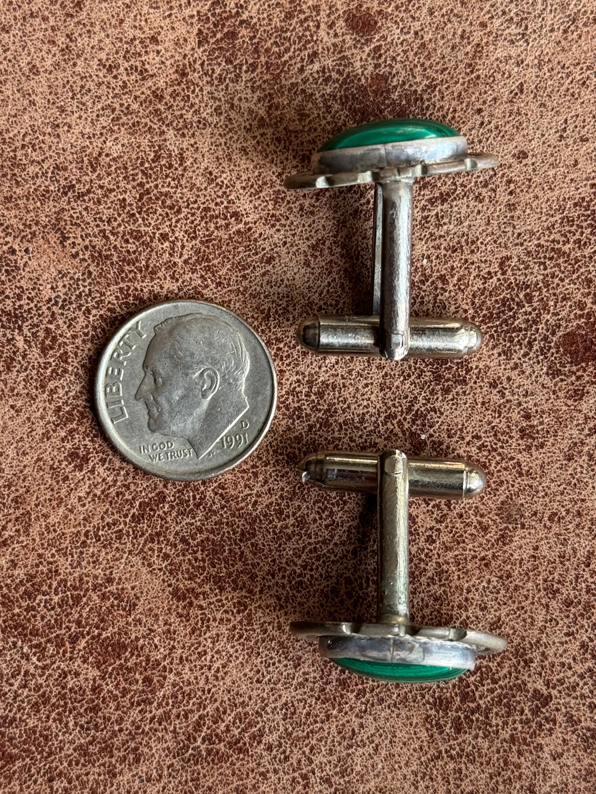 Vintage Sterling Silver Framed Malachite Cufflinks