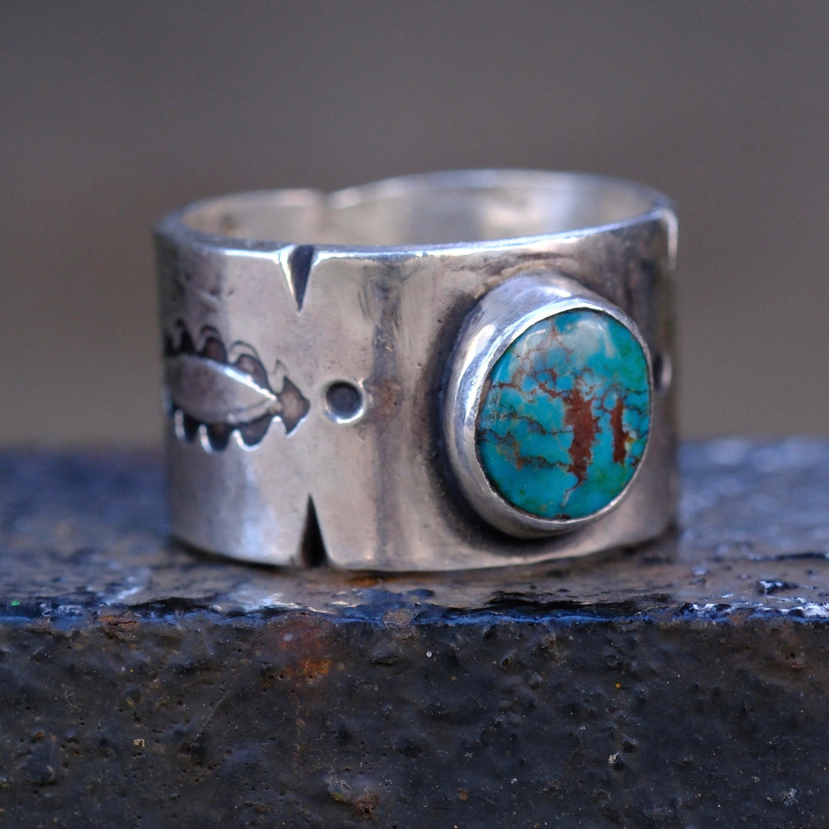 Sterling Silver Bisbee Turquoise Stamped Cigar Band Ring 9.25