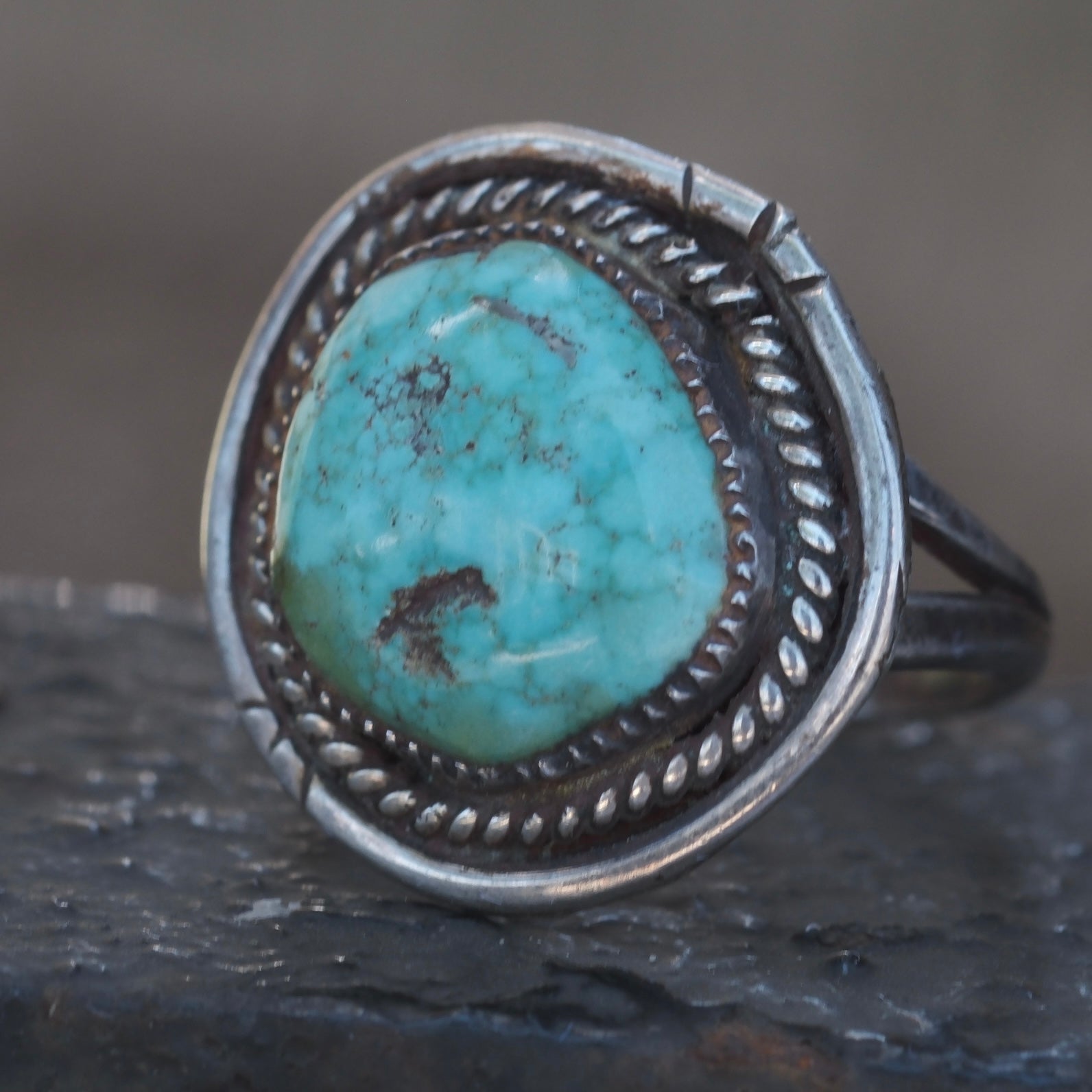 Vintage Sterling Turquoise Roper Ring 9.25