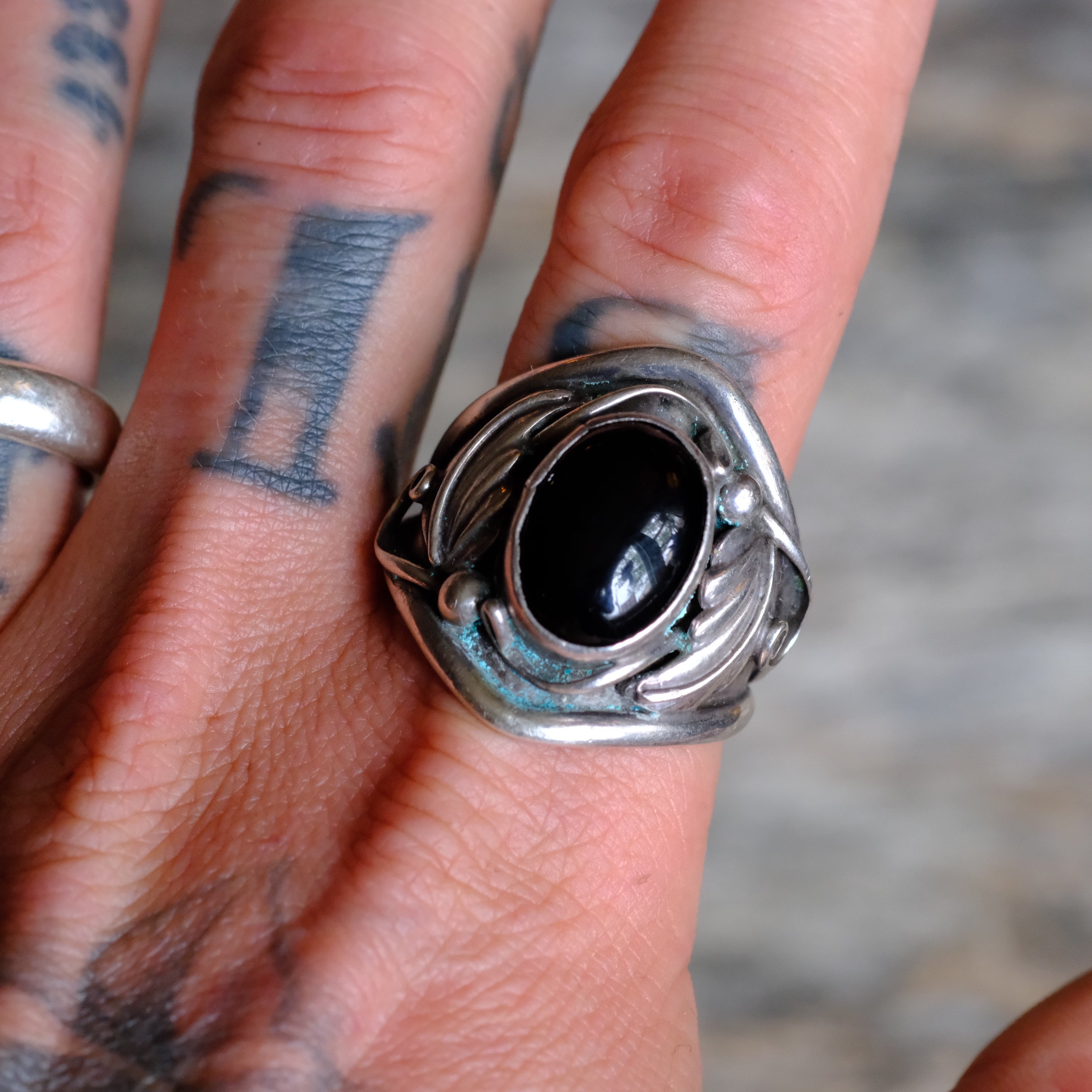 Vintage Sterling Onyx Feather Ring 14.5