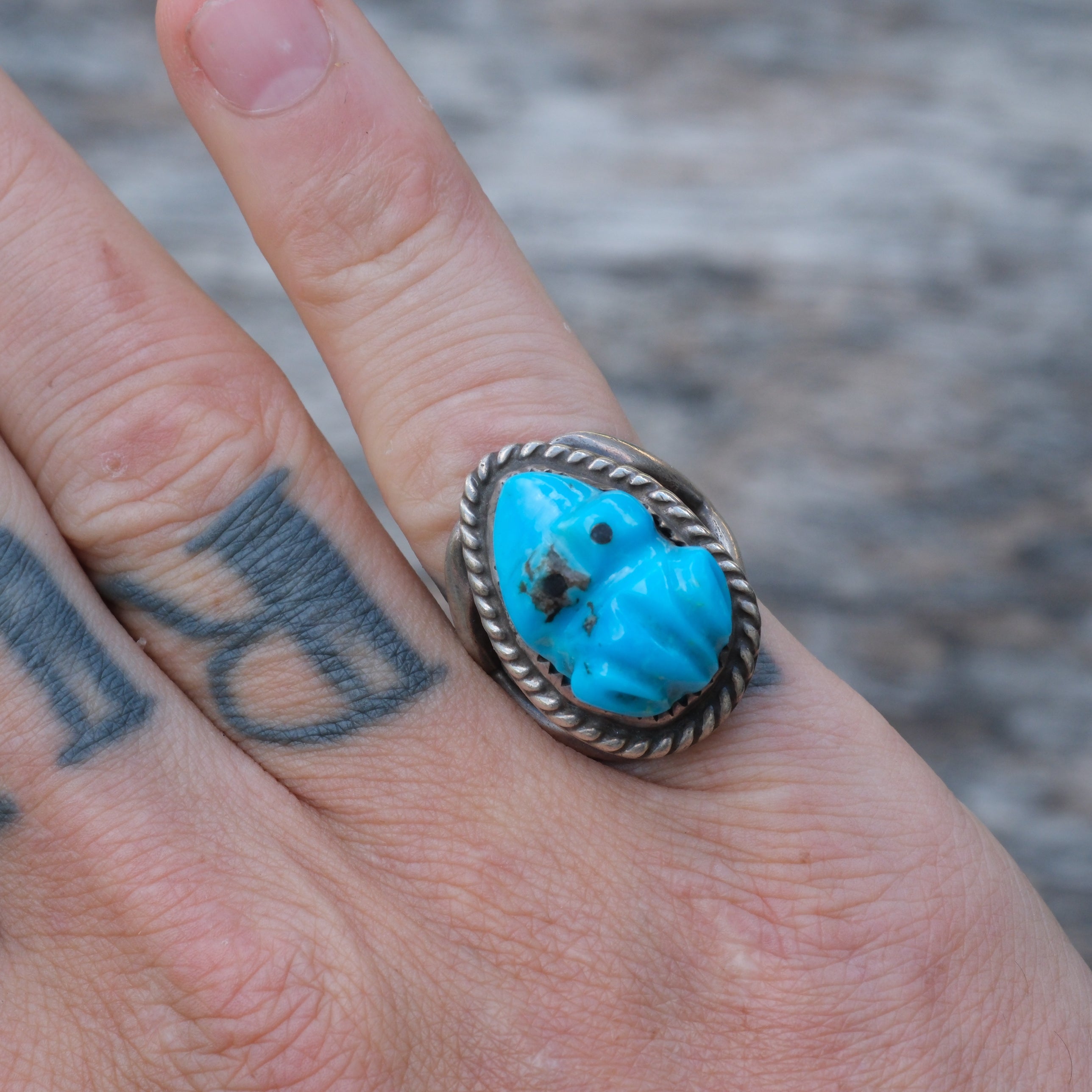 Vintage Sterling Carved Turquoise Frog Ring 7