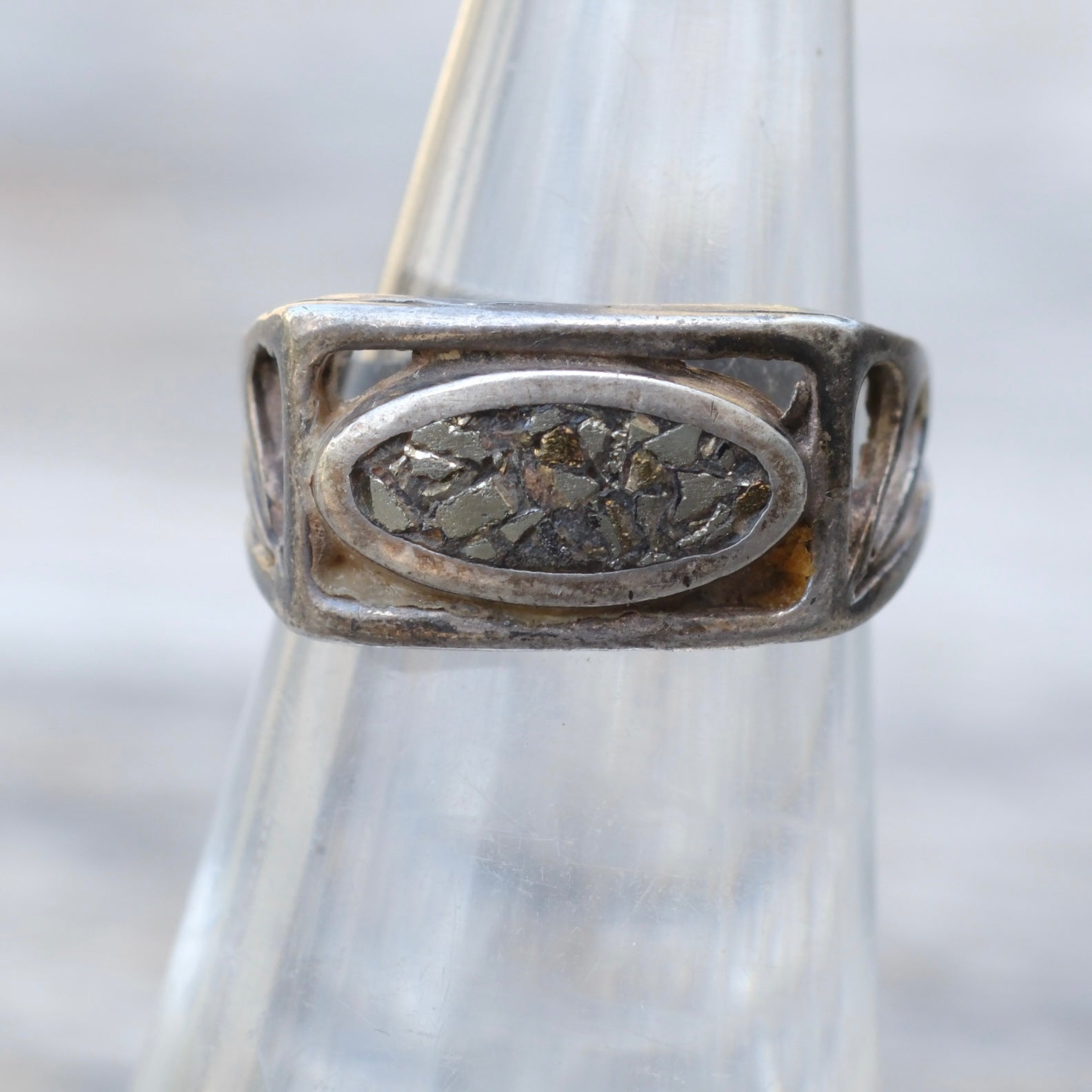 Vintage Sterling Silver Chip Ring 4.5