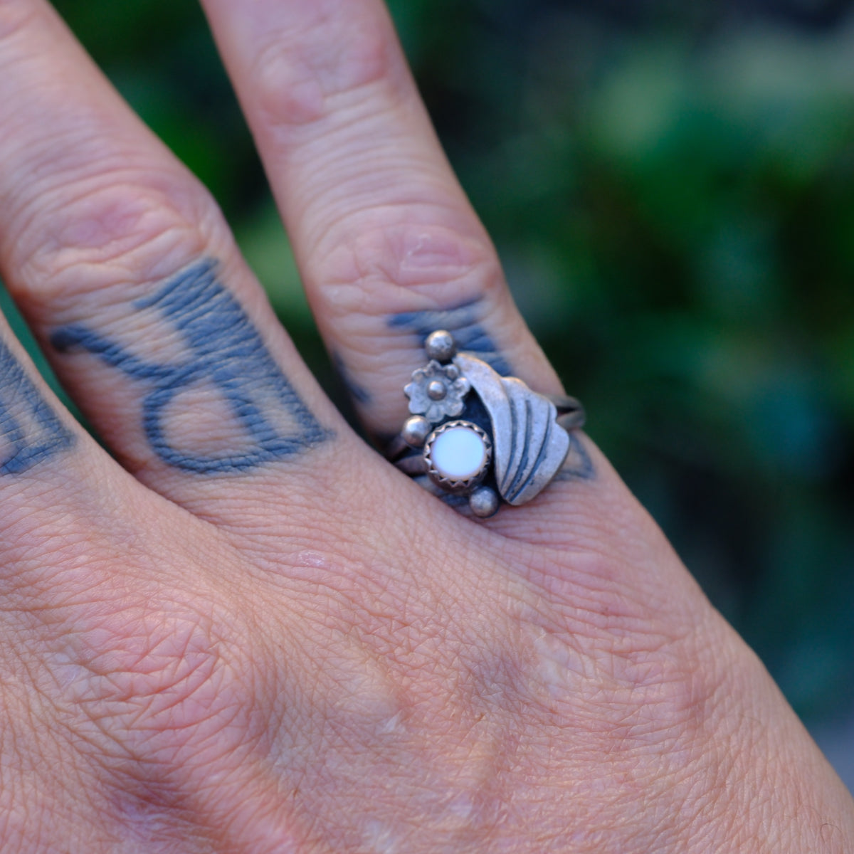 Vintage Sterling Mother Of Pearl Ring 6.25