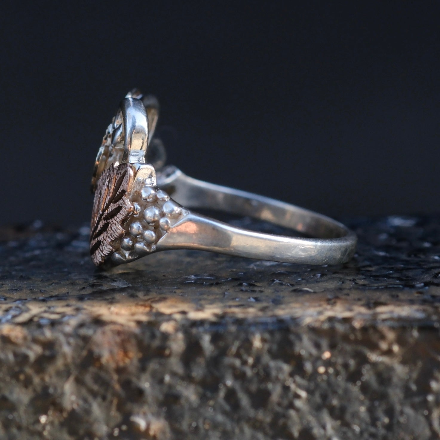 Vintage Sterling and Gold Leaf Ring 7.25