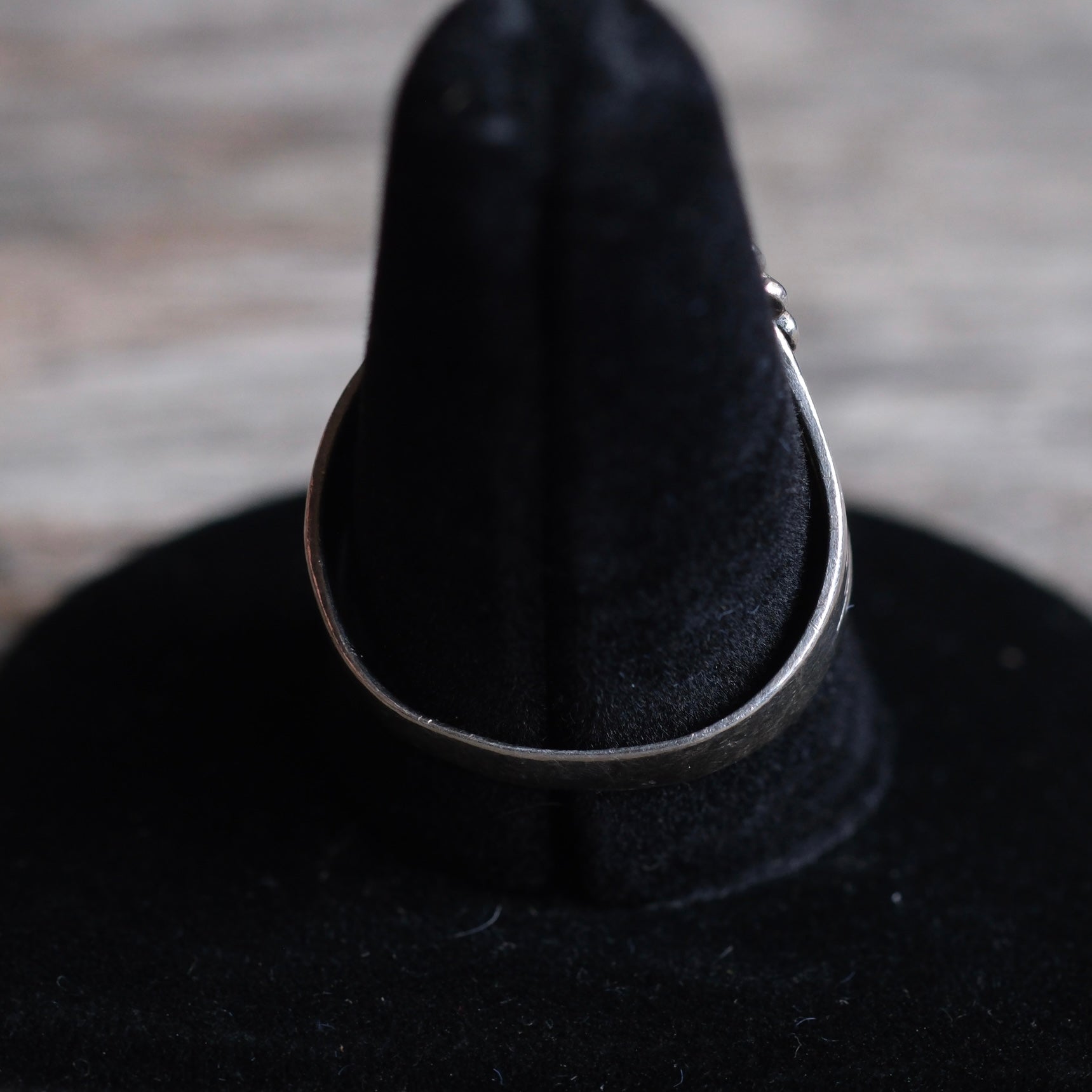 Vintage Sterling Red Jasper Concho Ring 8.5