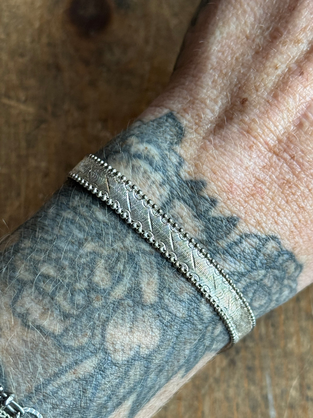Vintage Sterling Silver Etched Herringbone Chain Bracelet