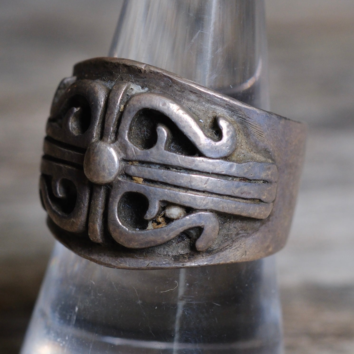 Vintage Sterling Silver Heavy Celtic Design Ring 9.25