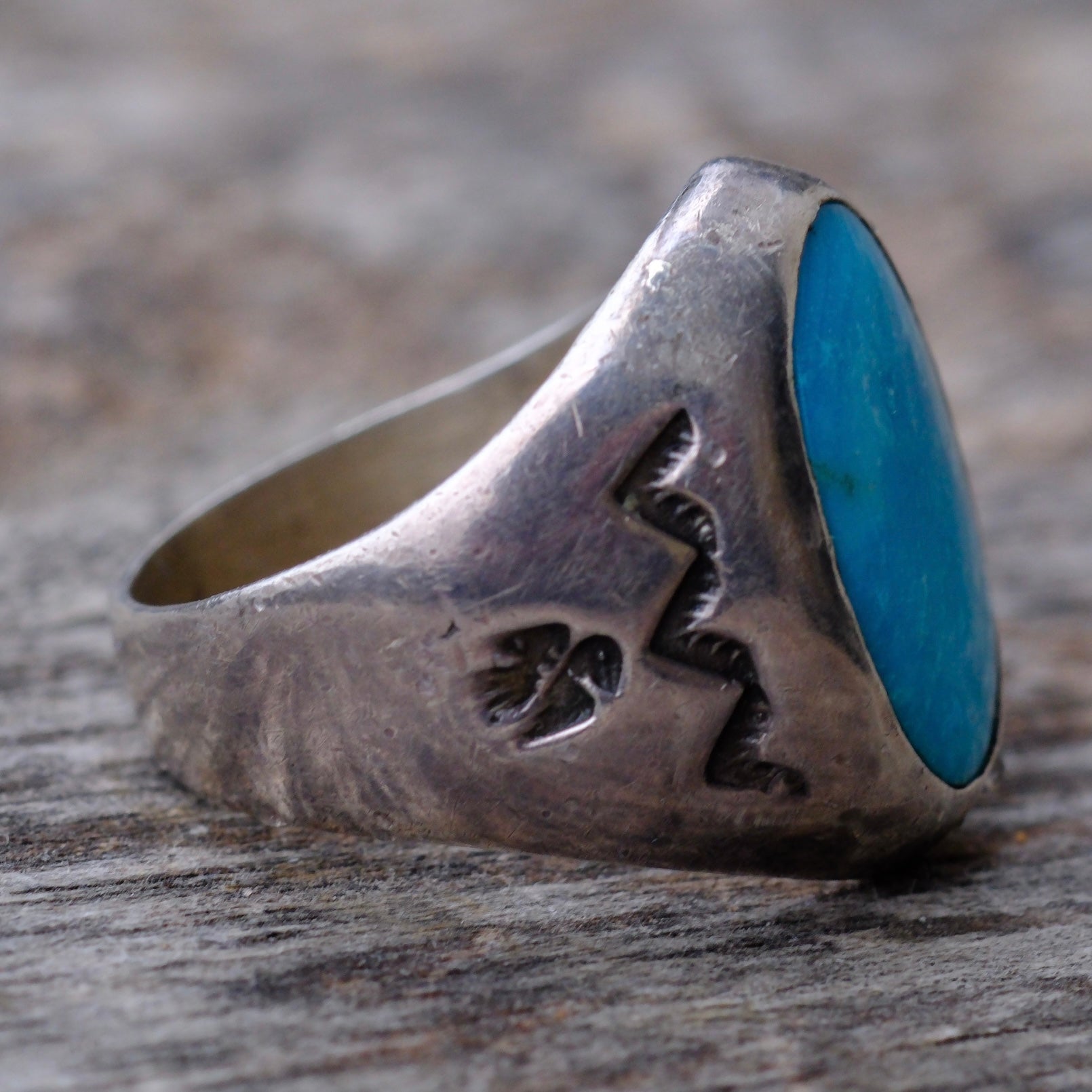 Vintage Sterling Turquoise Thunderbird Ring 7.75