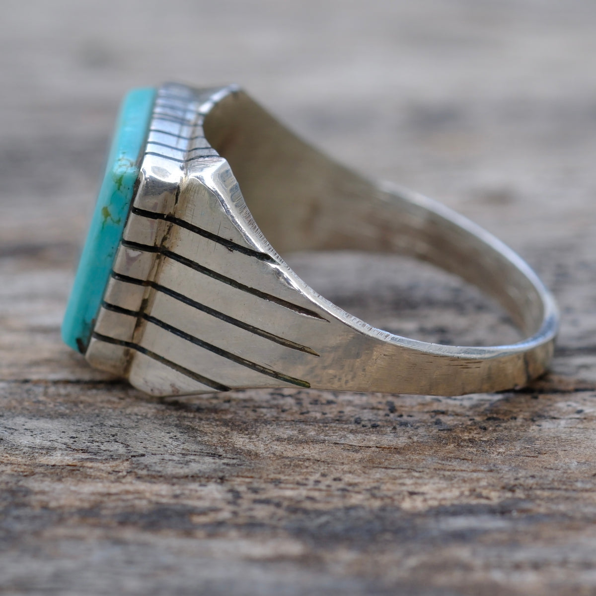Vintage Sterling Turquoise Ribbed Band Ring 13
