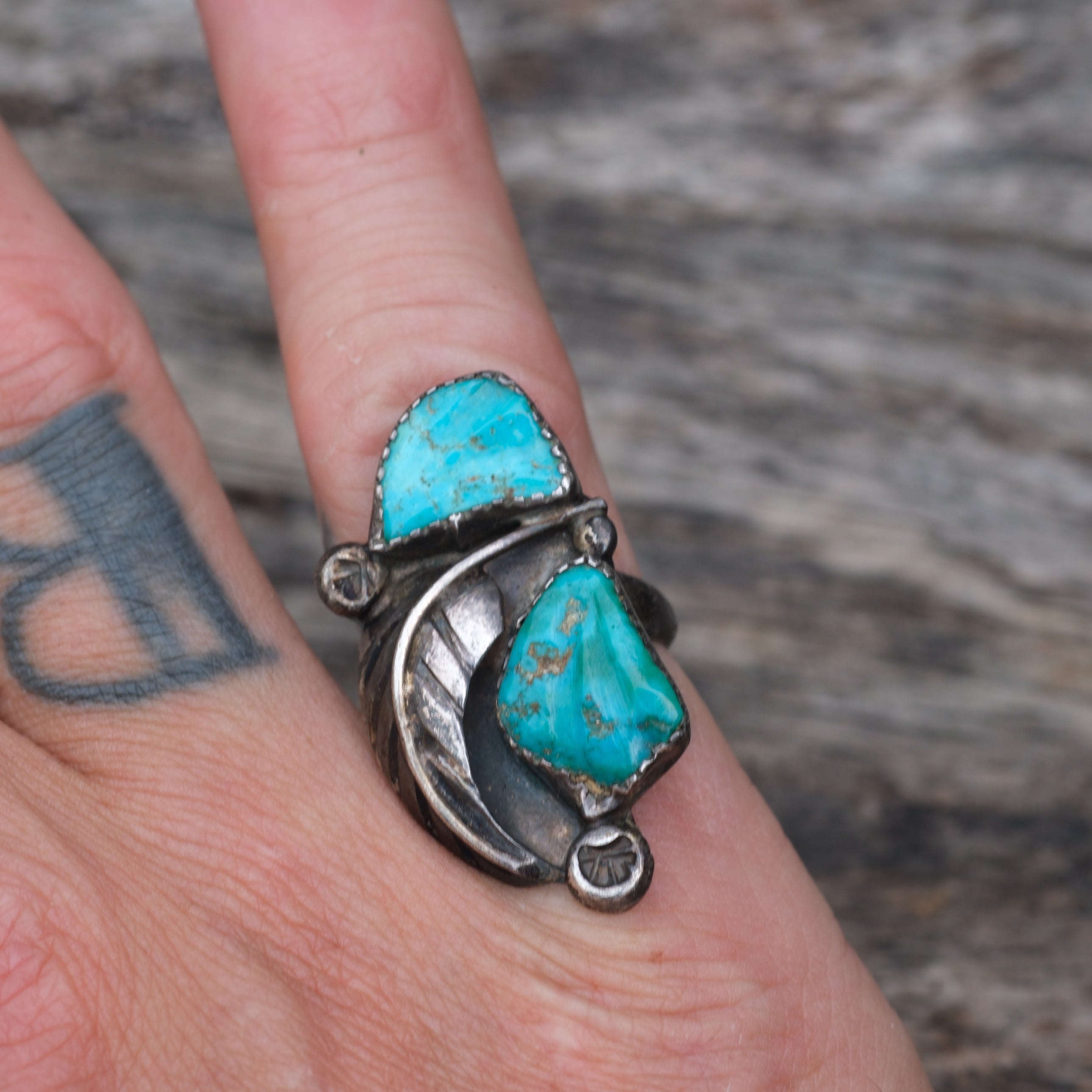 Vintage Sterling Carved Turquoise Feather Ring 6.25