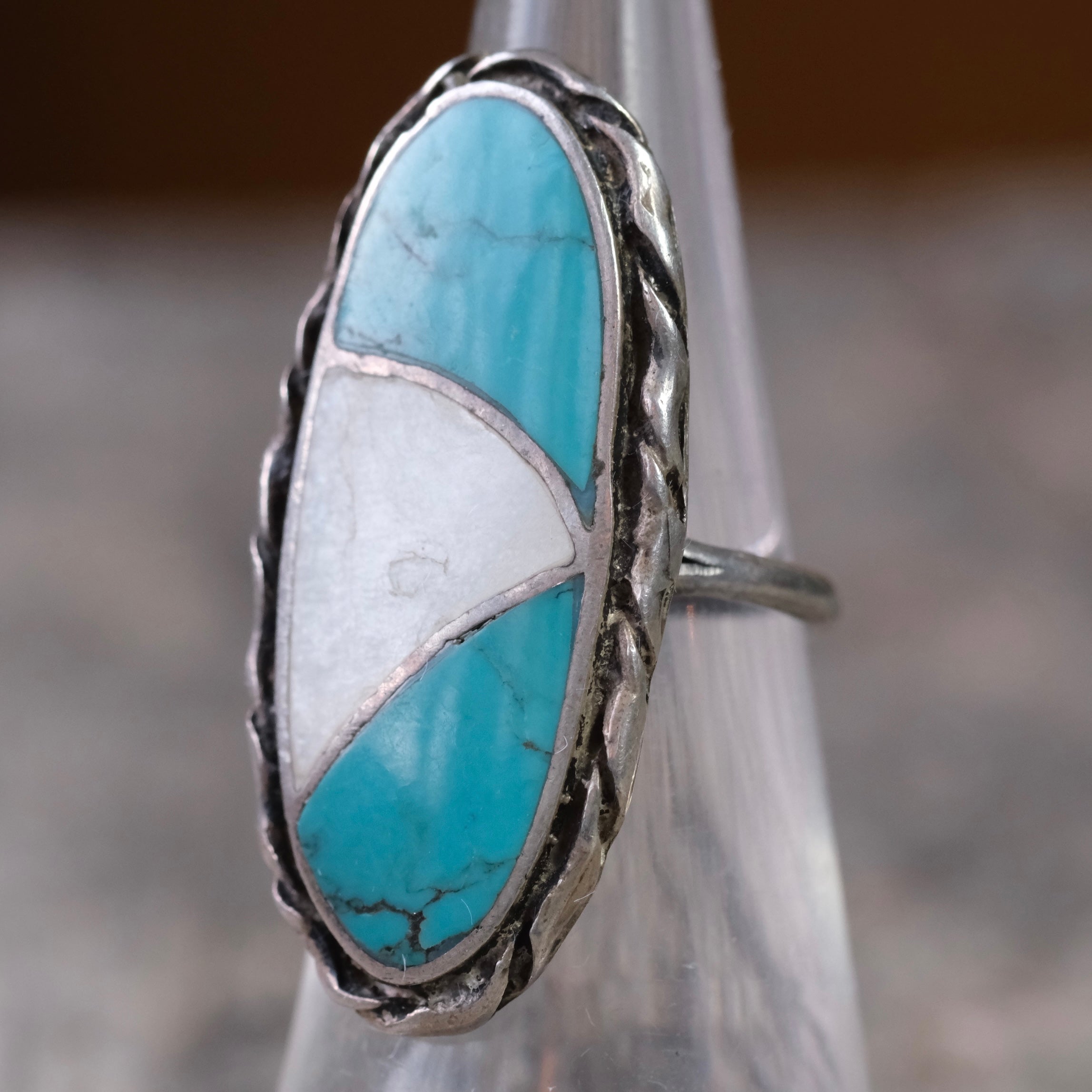 Vintage Sterling Turquoise and Mother Of Pearl Inlay Ring 5.25