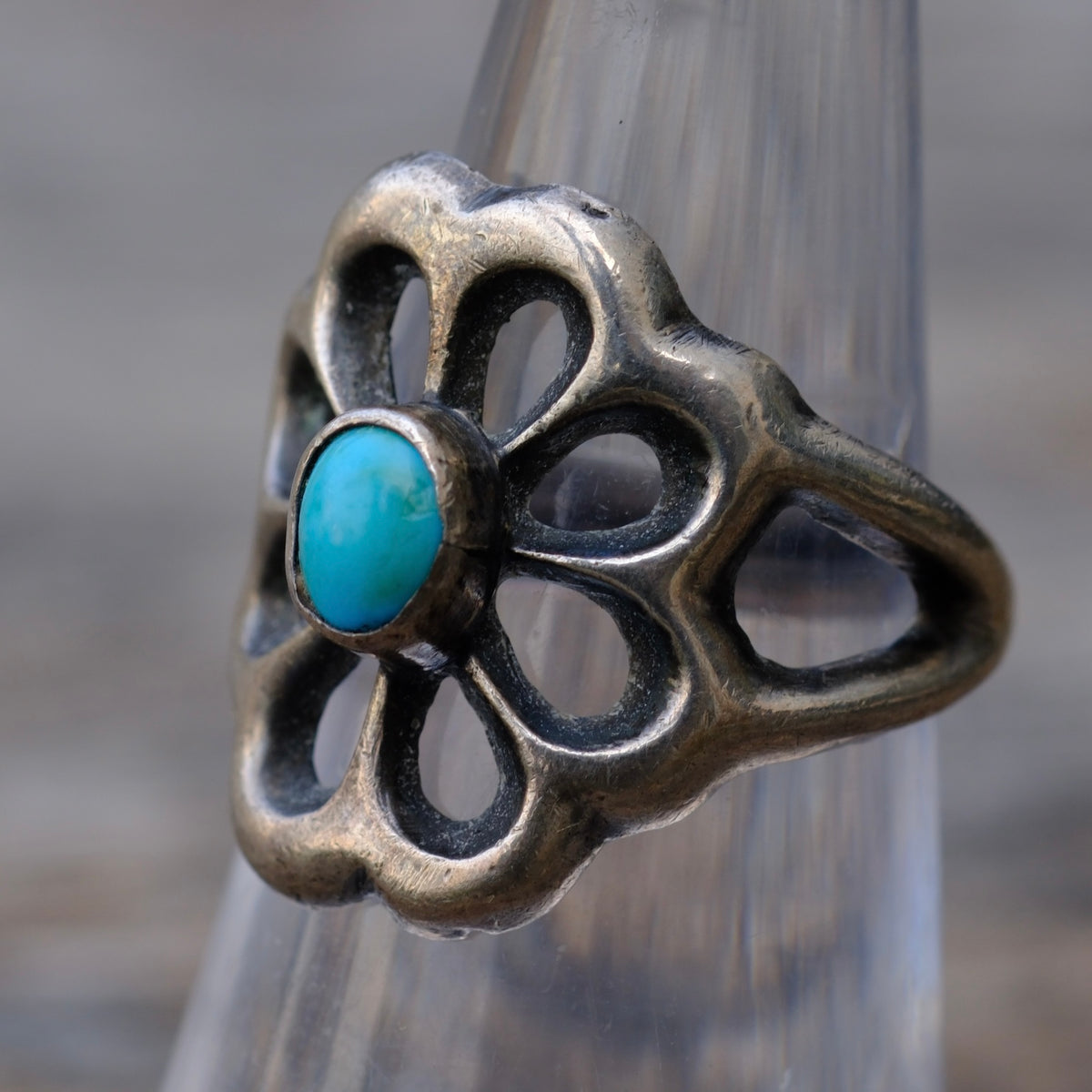 Vintage Sterling Turquoise Sandcast Ring 5.75