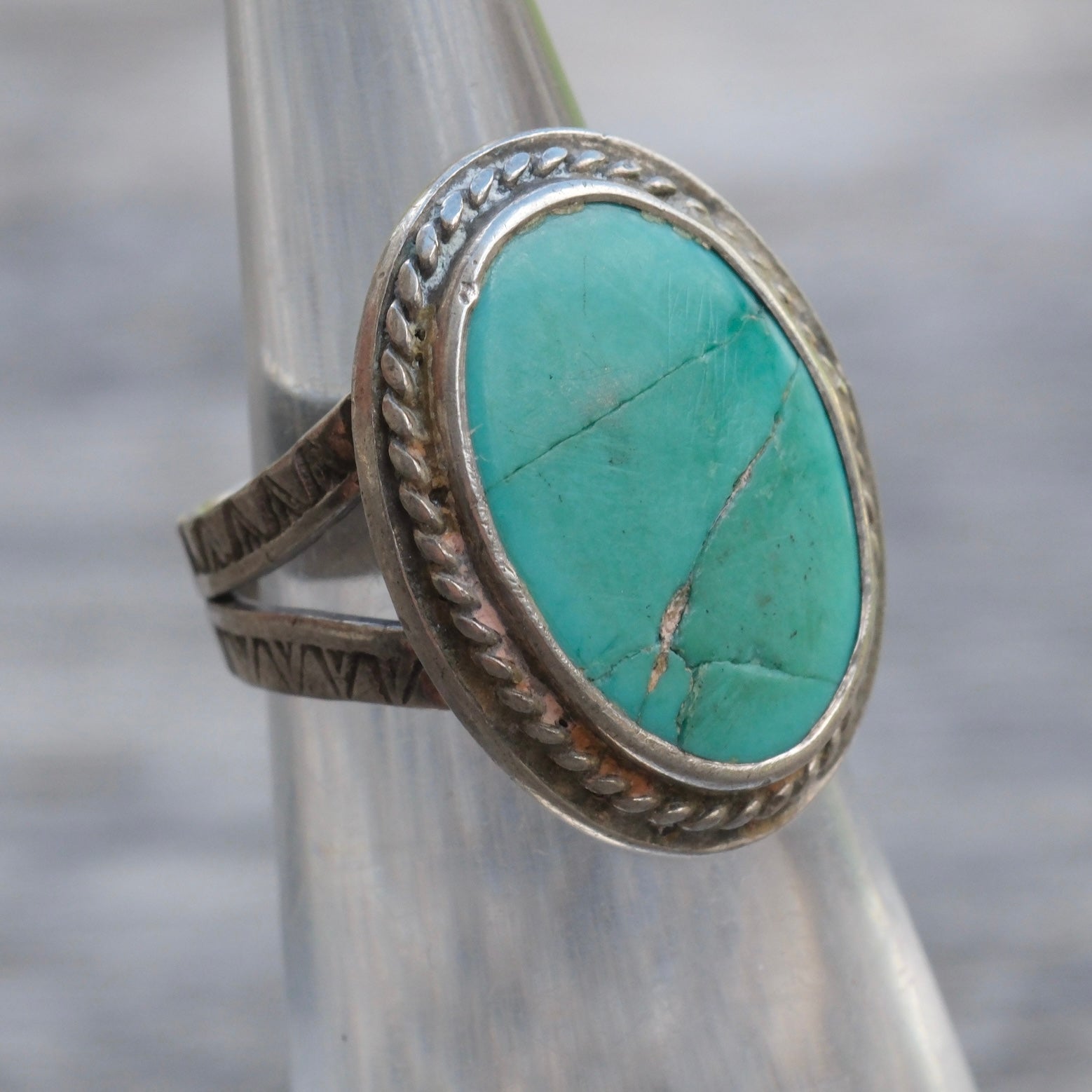 Vintage Sterling Turquoise Roper Ring 2.25