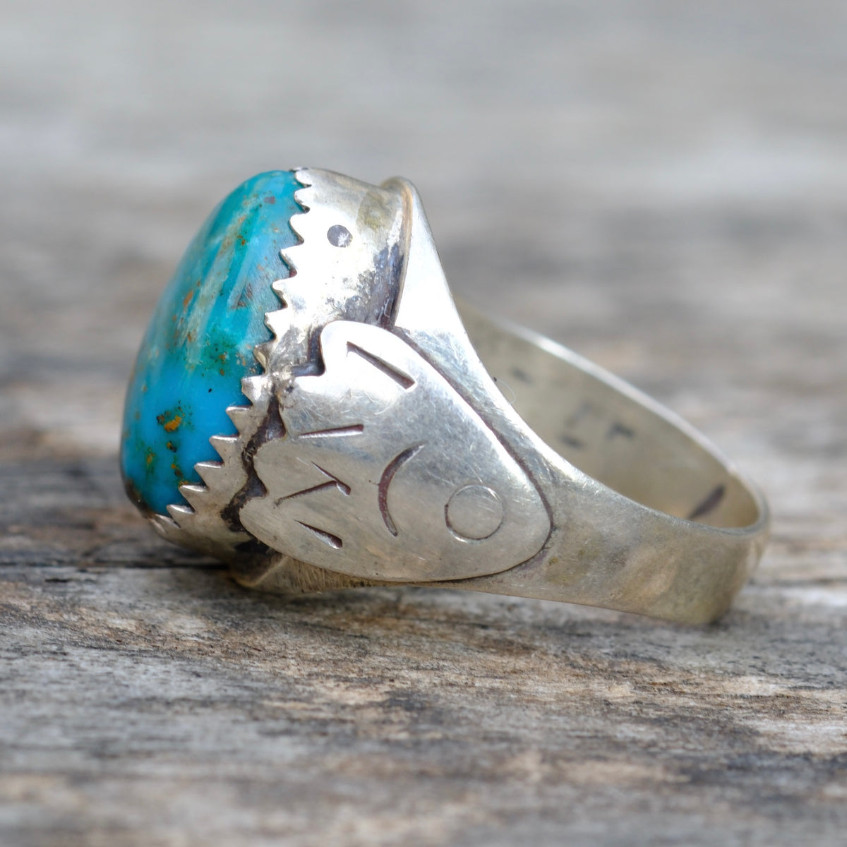 Vintage Sterling Turquoise Stamped Band Ring 7.5