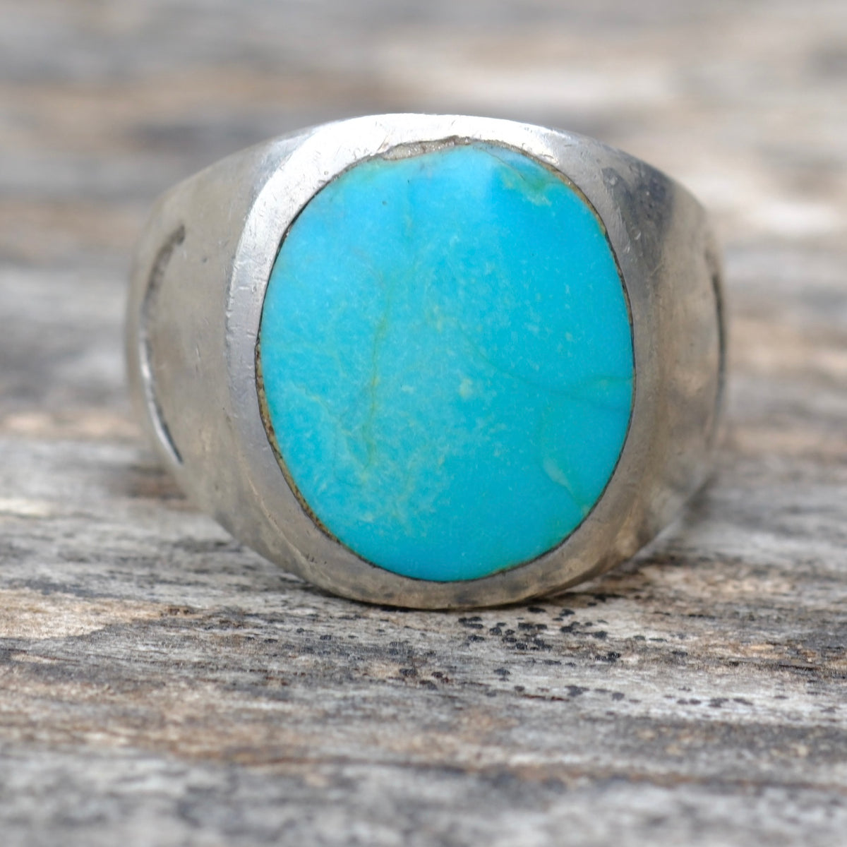 Vintage Sterling Turquoise Stamped Band Ring 8.25