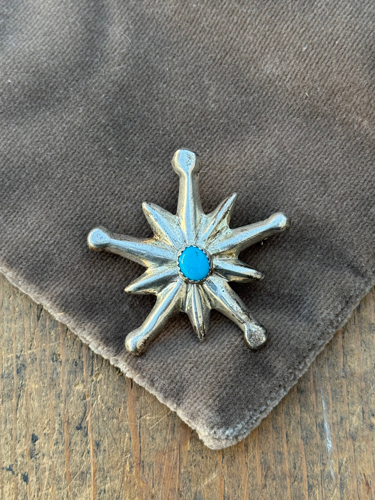Vintage Sterling Silver Turquoise Sandcast Star Pin