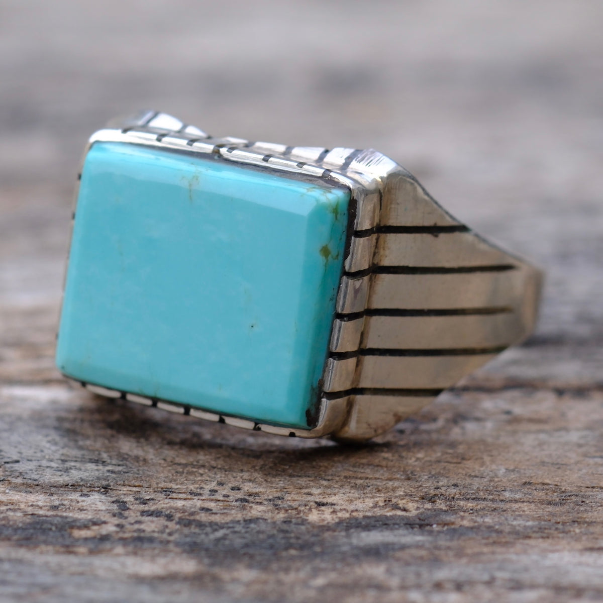 Vintage Sterling Turquoise Ribbed Band Ring 13