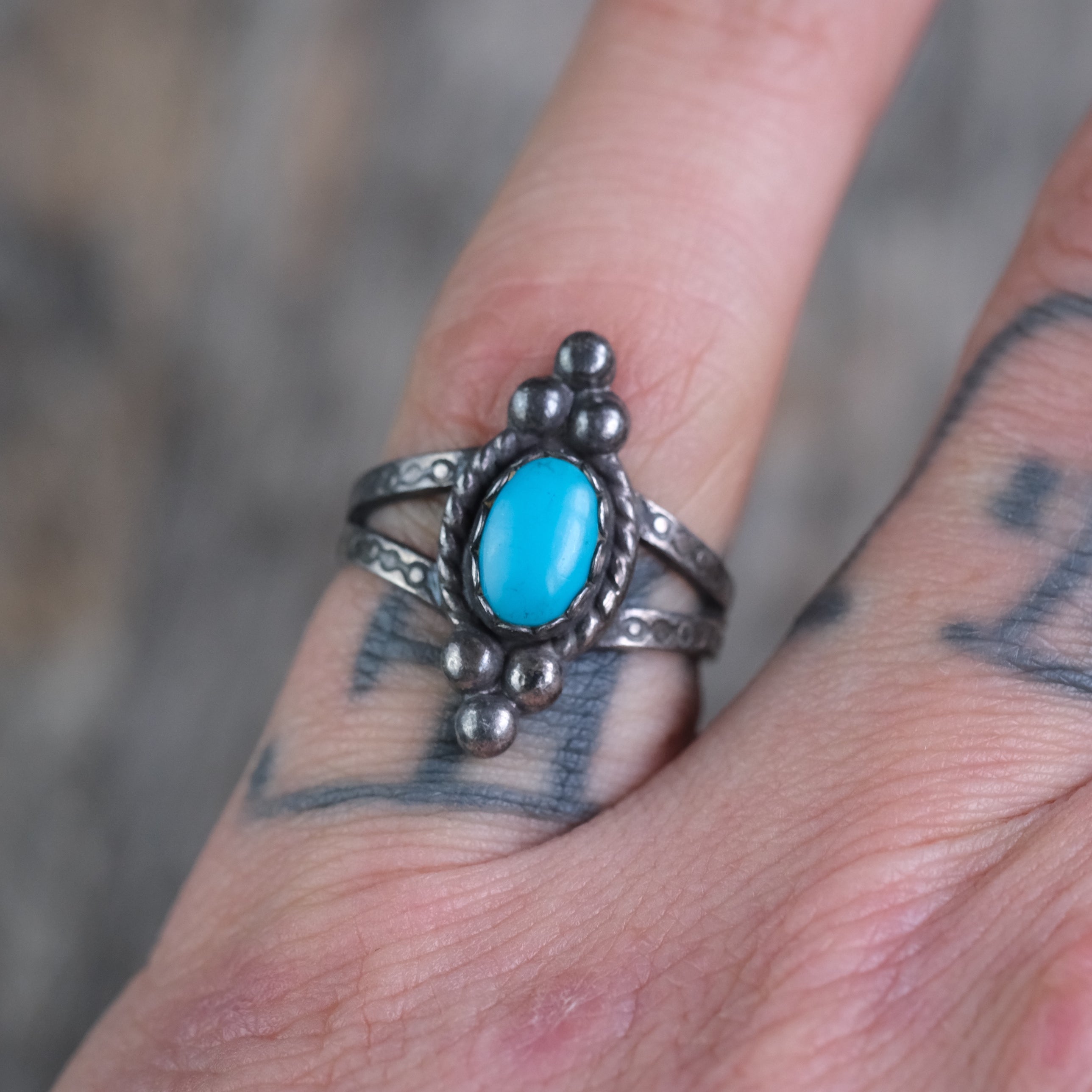 Vintage Sterling Turquoise Stamped Band Ring 5