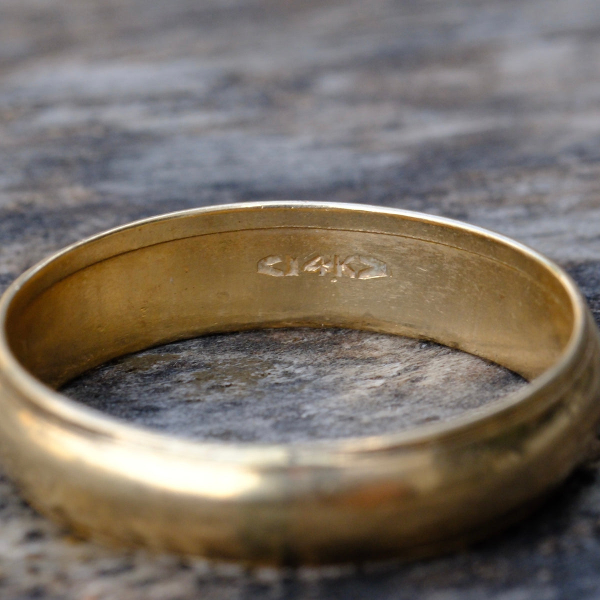 Vintage 14K Gold Band Ring 12.75