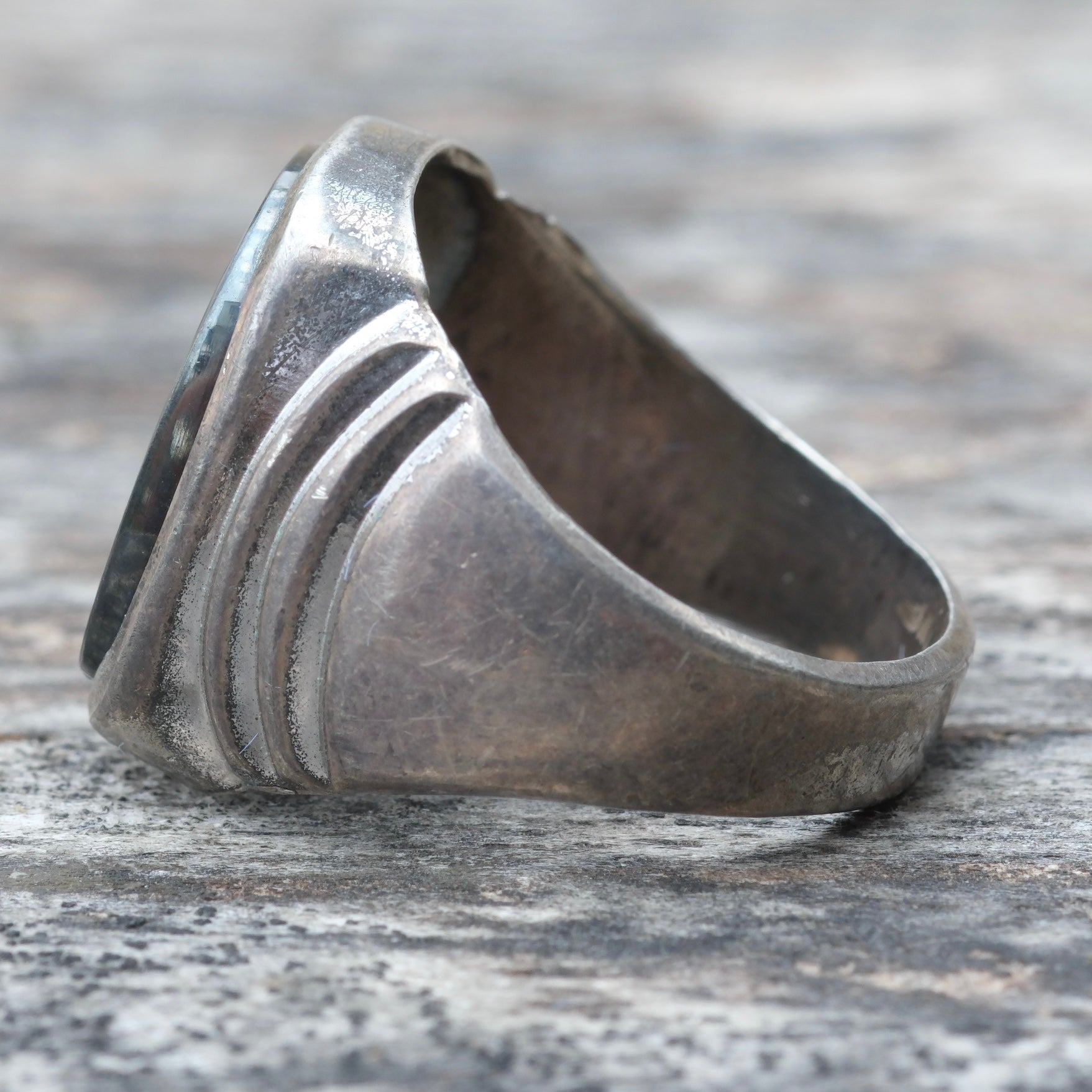 Vintage Sterling Hematite Centurion Signet Ring 7.75