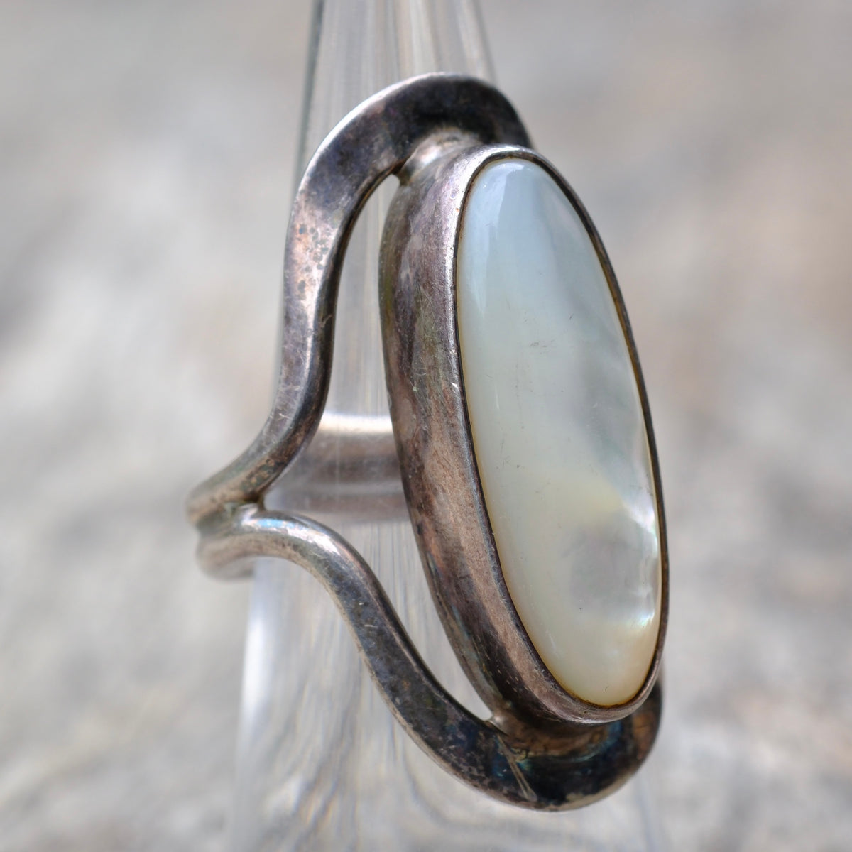 Vintage Sterling Mother Of Pearl Ring 6.75